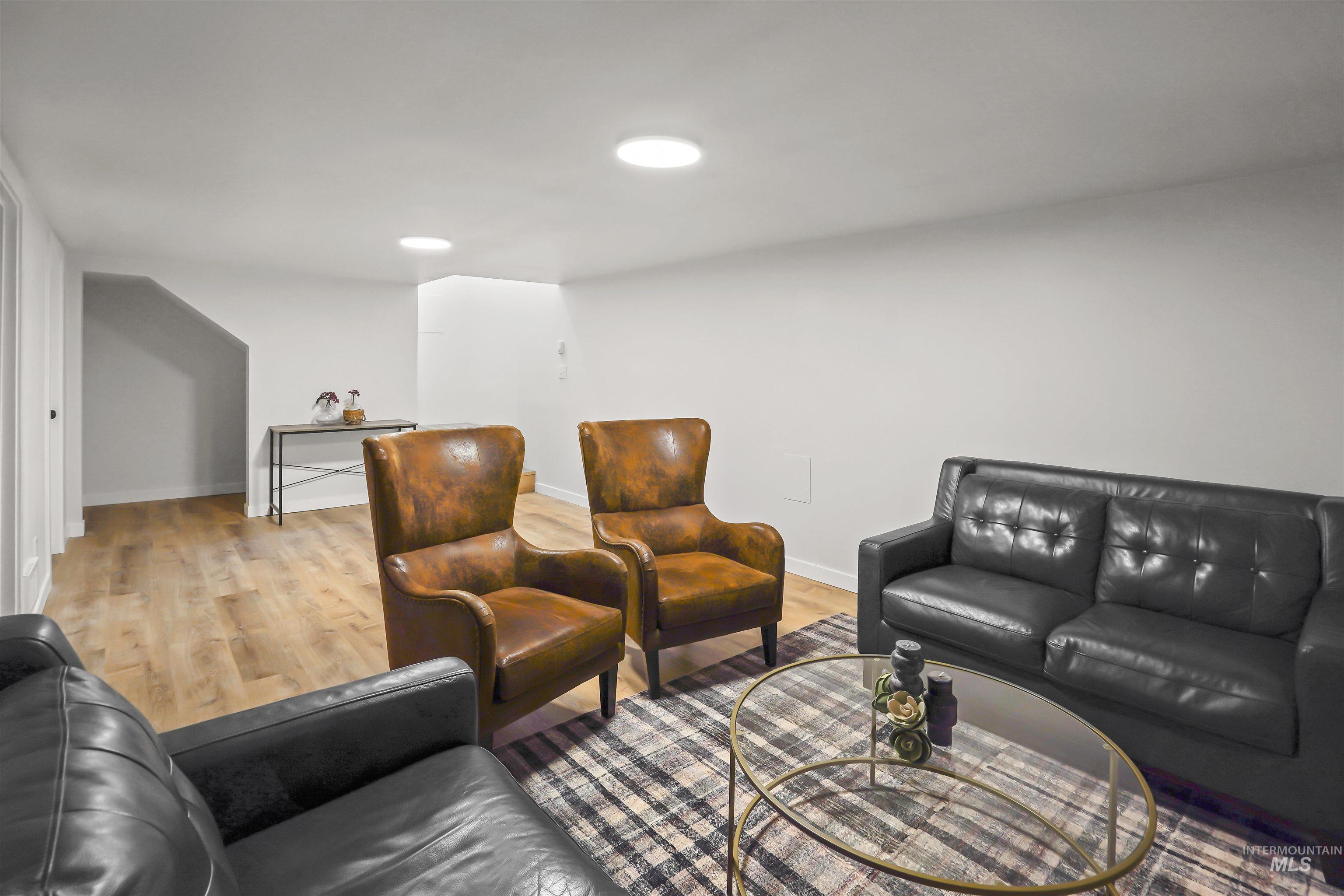 862 N 500 W Property Photo 19