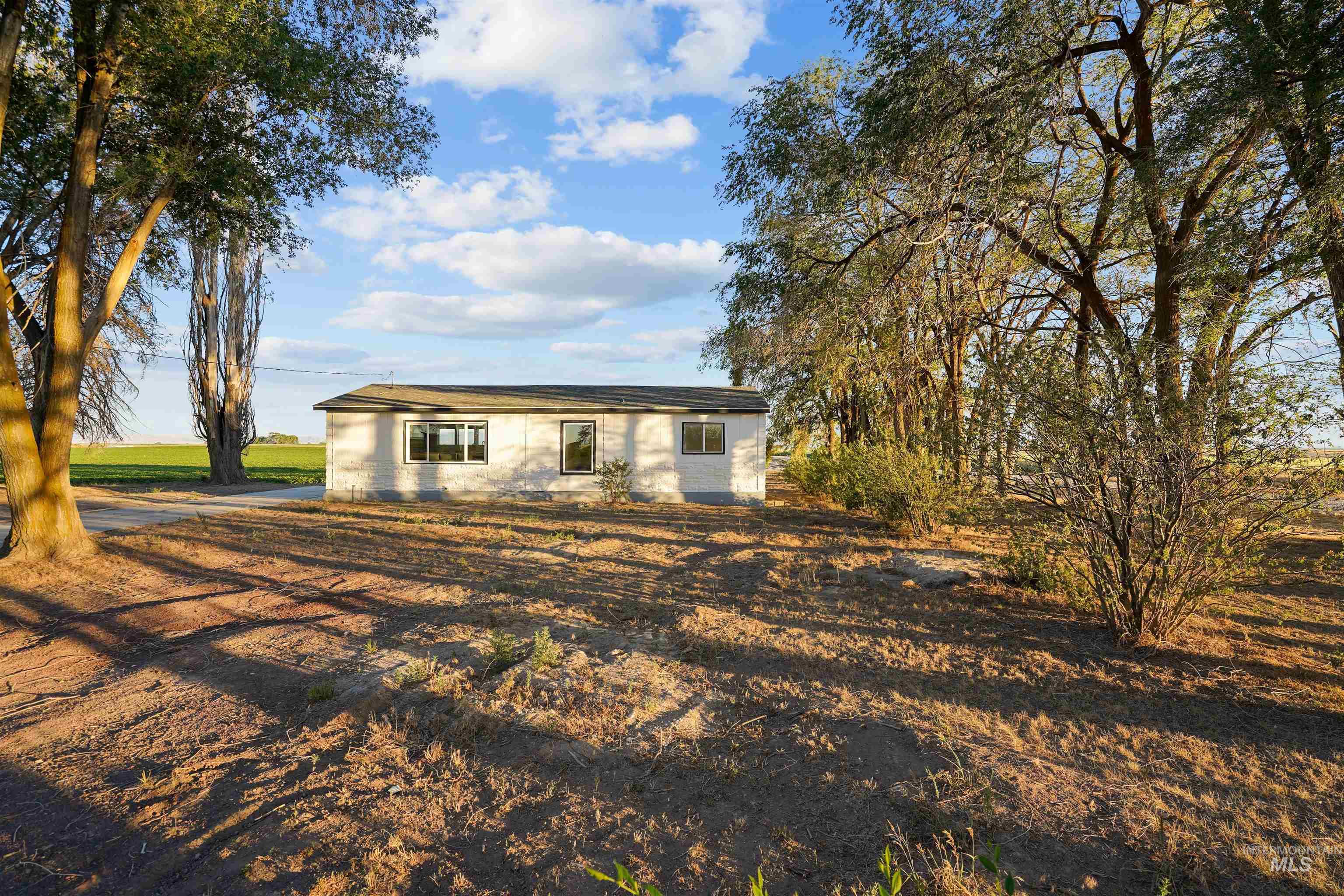 862 N 500 W Property Photo 21