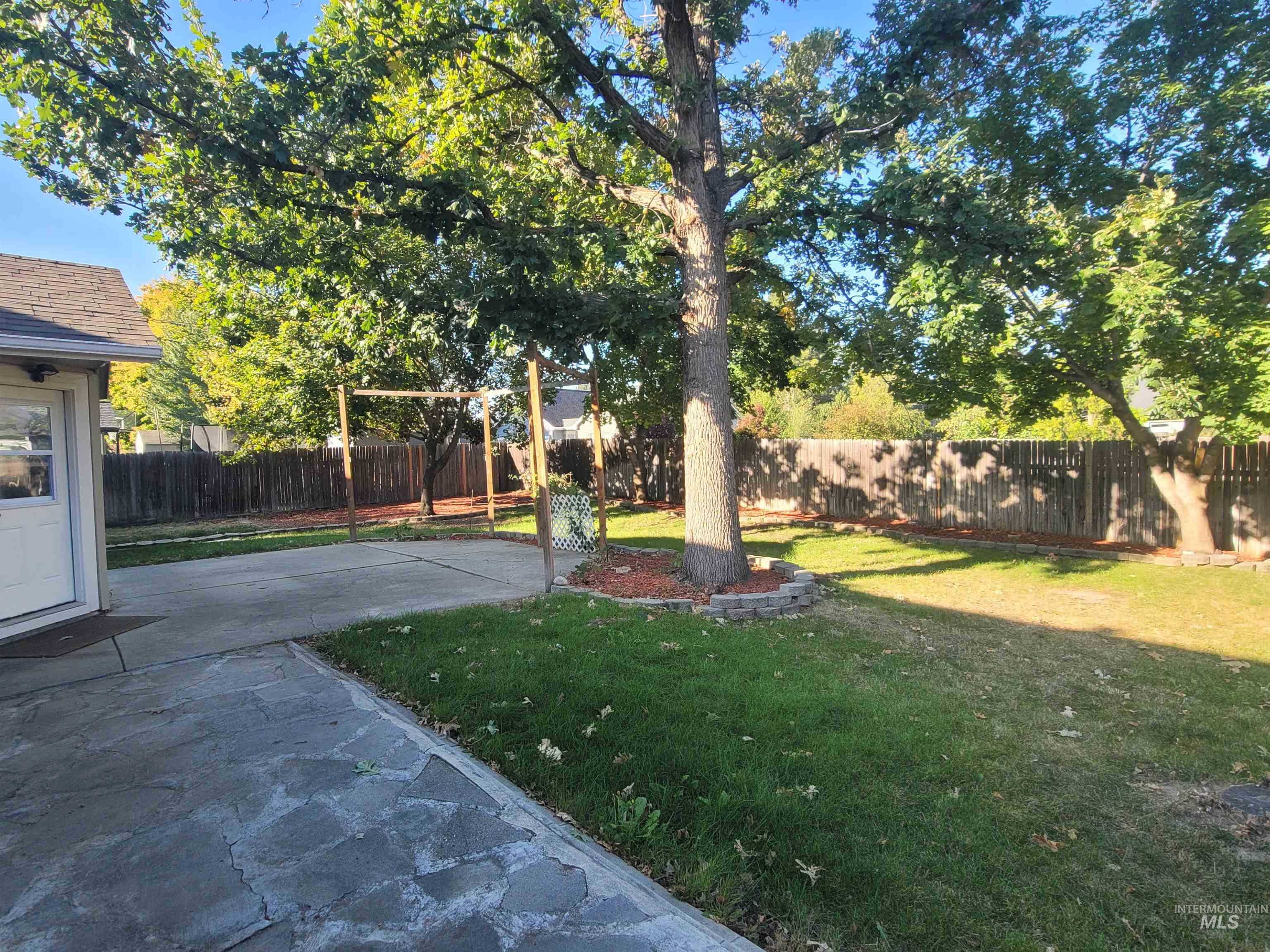 7741 N Dodgin Ave Property Photo 39