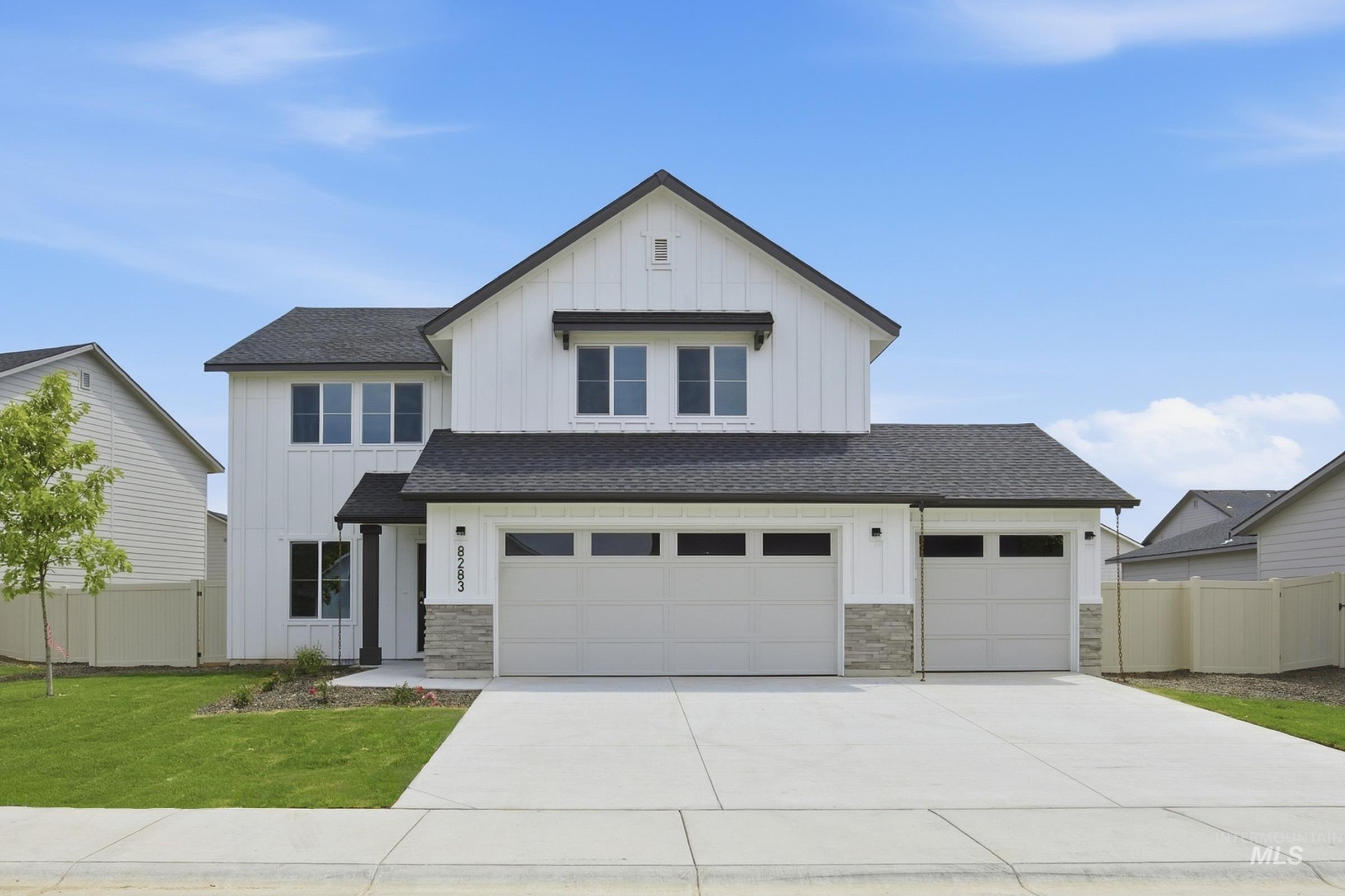 8283 E Presley Ct Property Photo 1