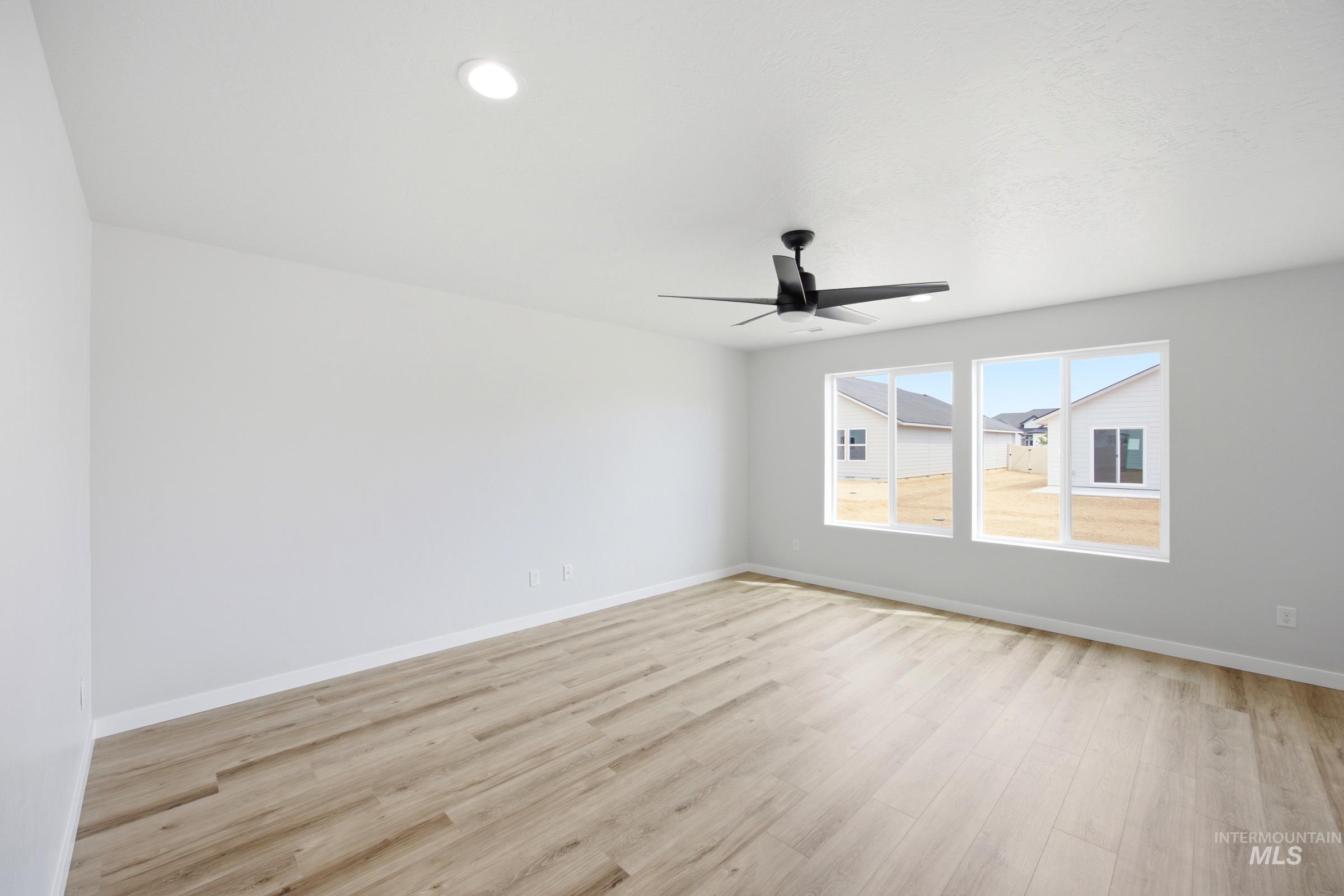 8283 E Presley Ct Property Photo 7