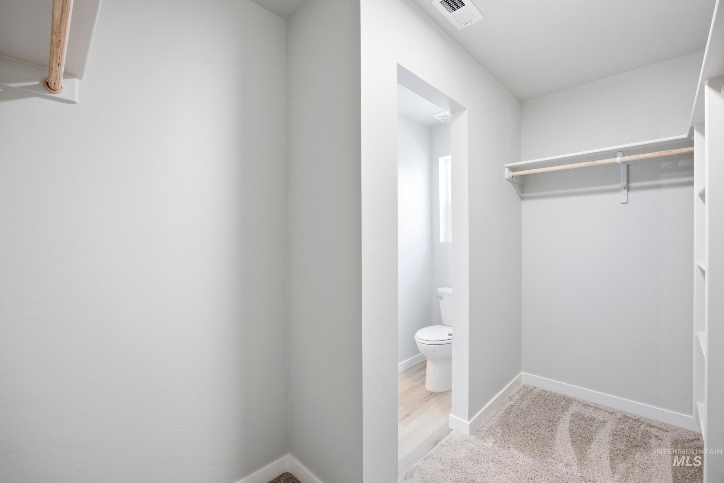 1328 Sunday River St Property Photo 12
