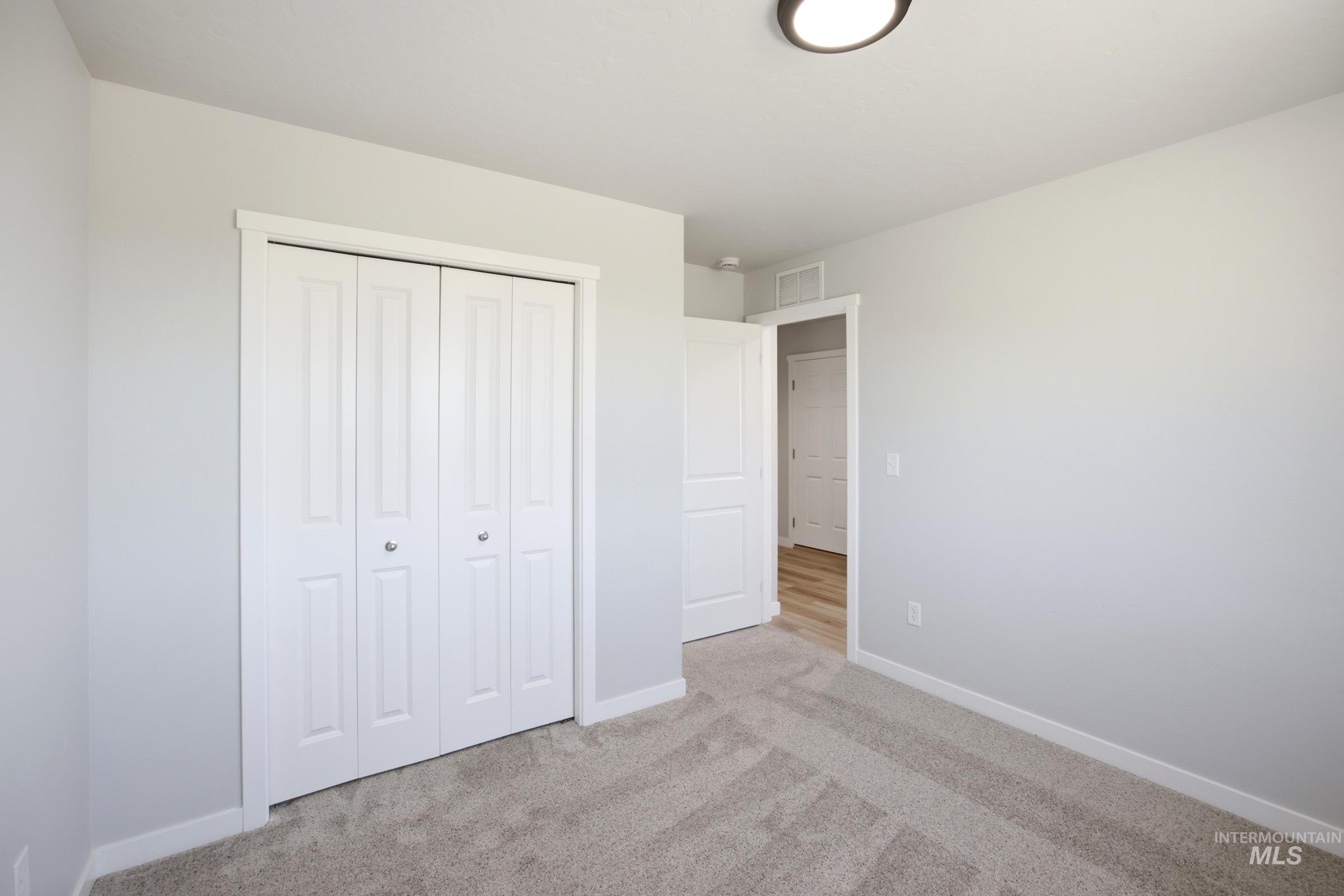 1328 Sunday River St Property Photo 16