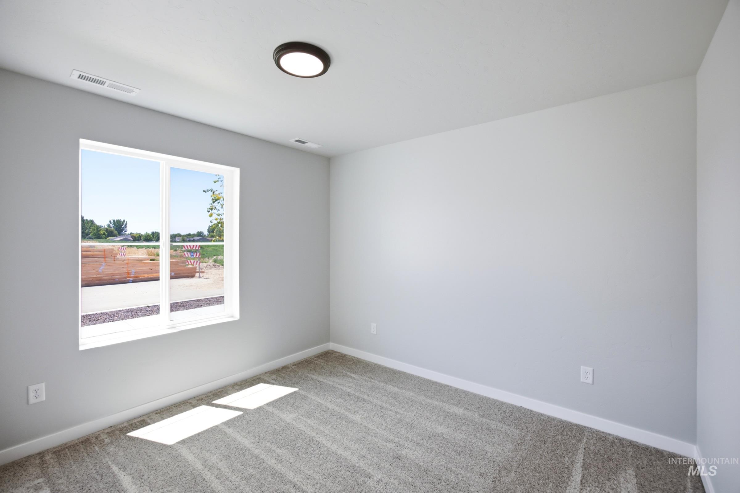1328 Sunday River St Property Photo 17