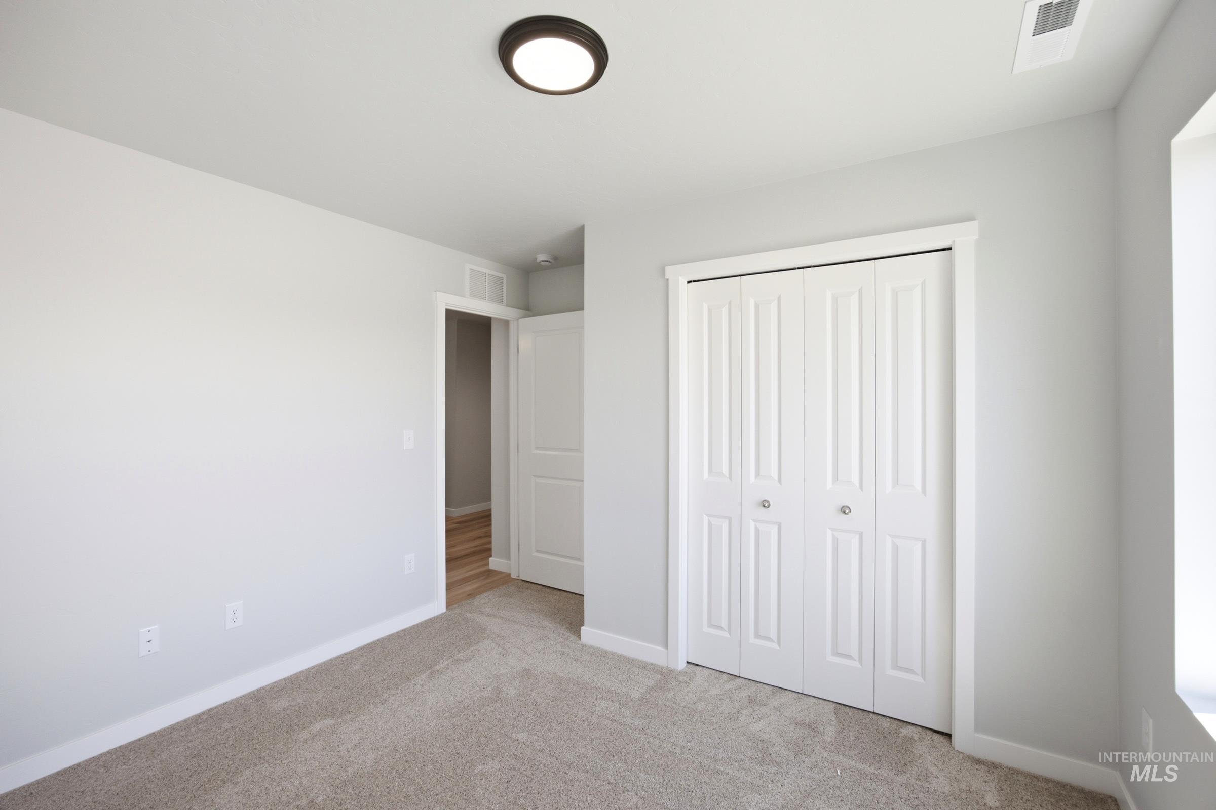 1328 Sunday River St Property Photo 18
