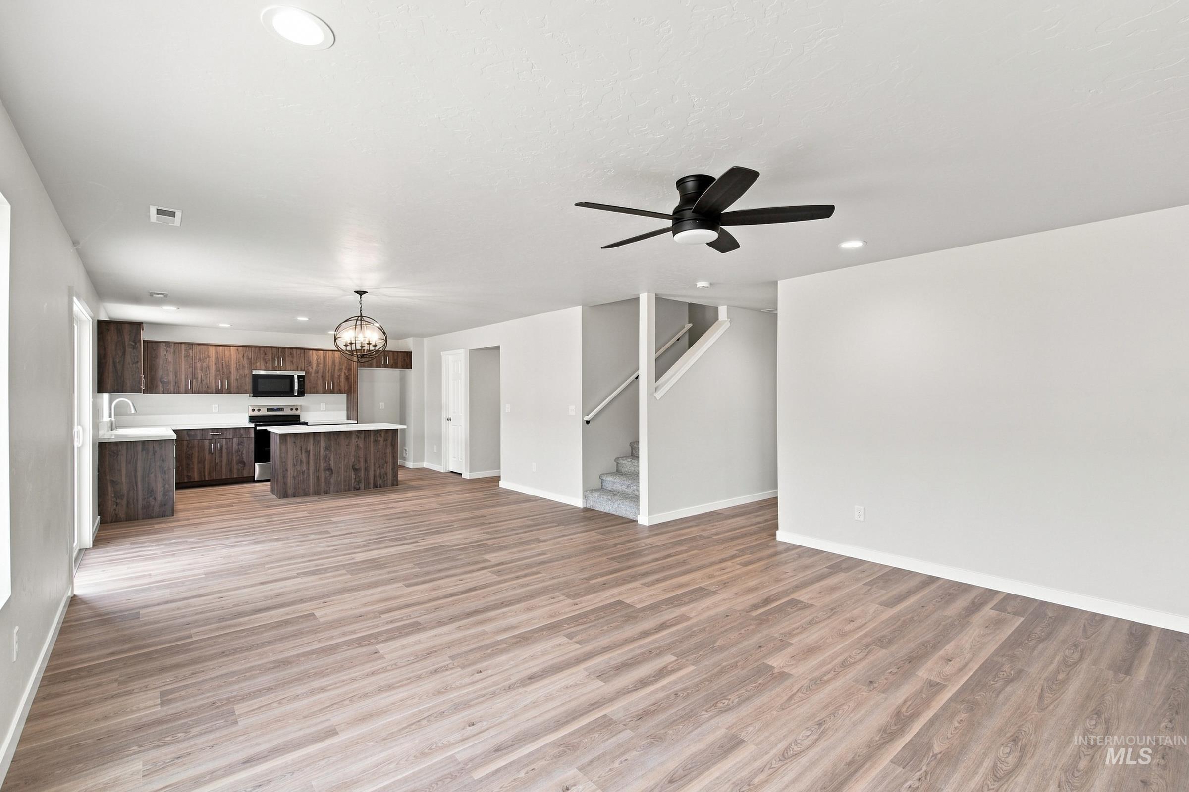 1486 Sunday River St Property Photo 9