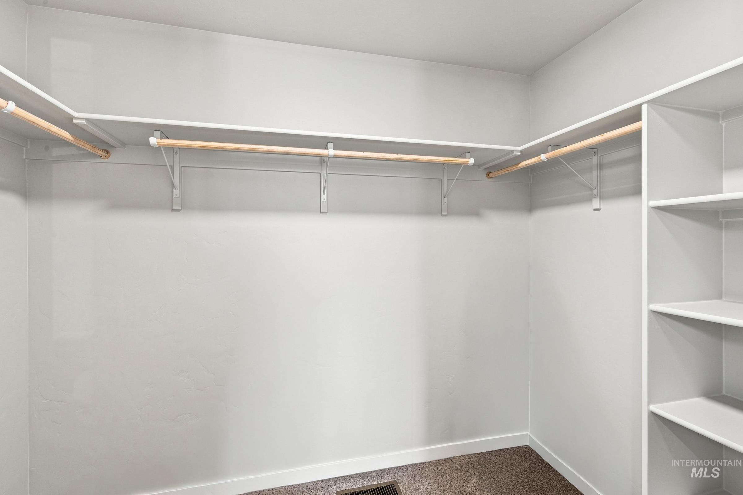 1486 Sunday River St Property Photo 13
