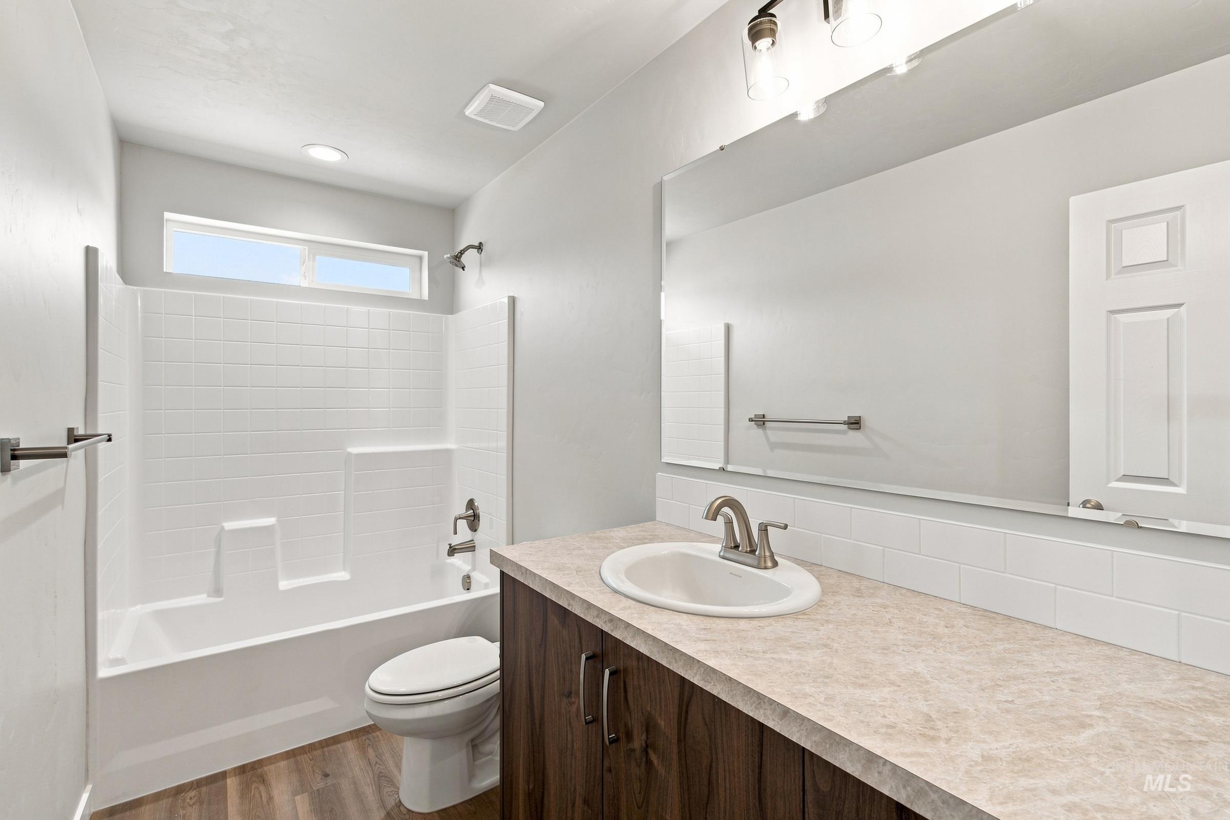 1486 Sunday River St Property Photo 19