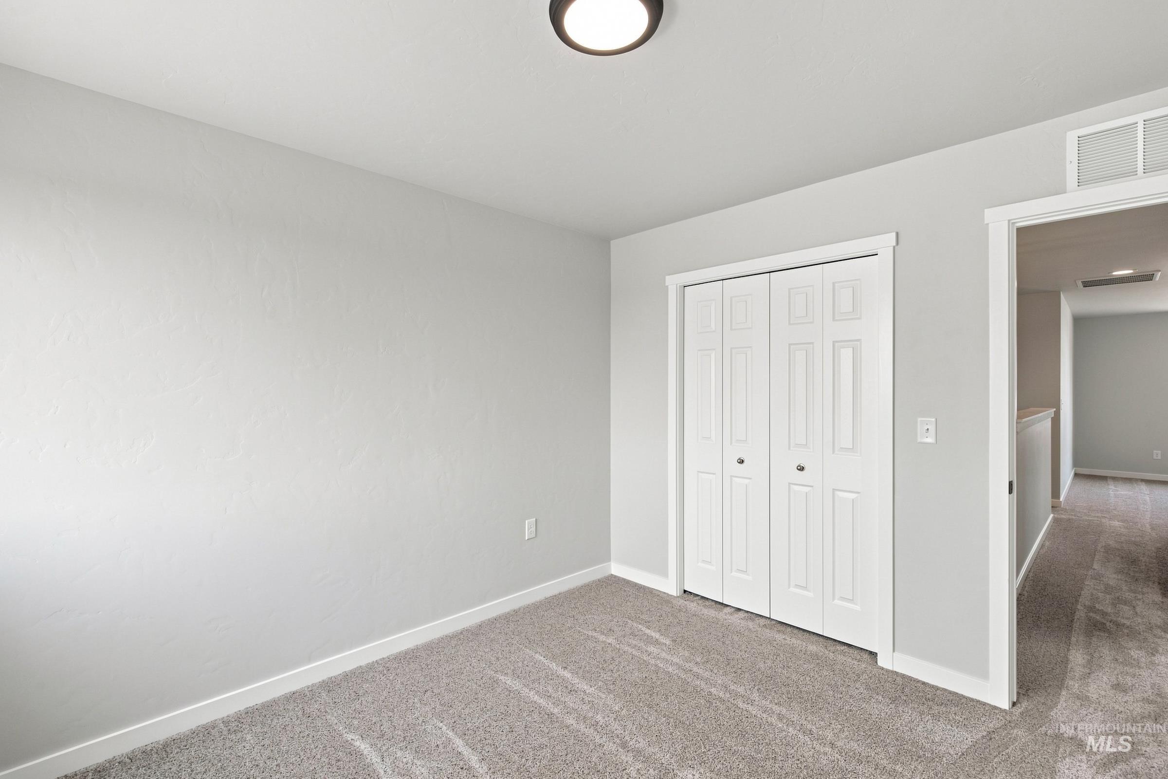 1486 Sunday River St Property Photo 25