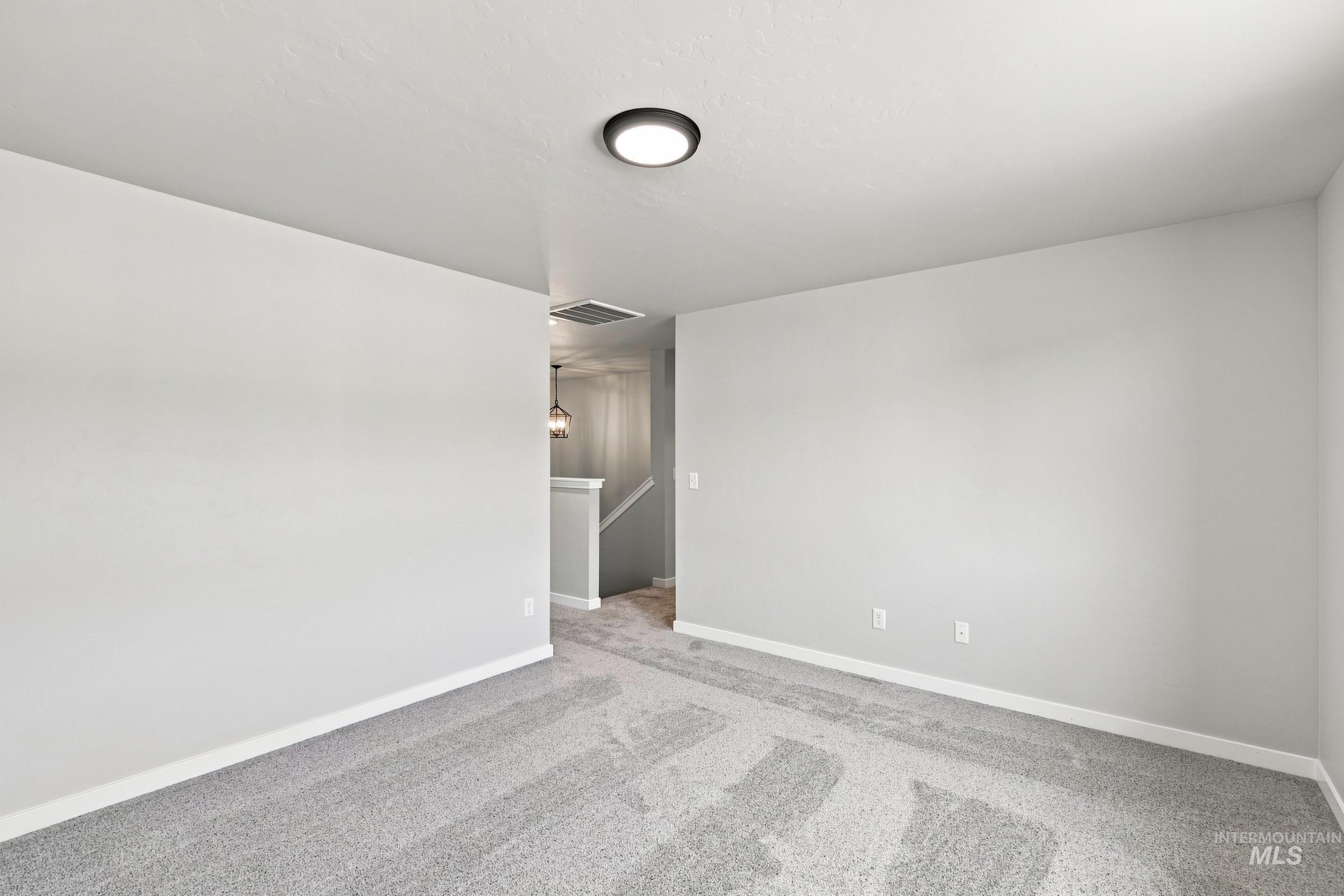1486 Sunday River St Property Photo 28