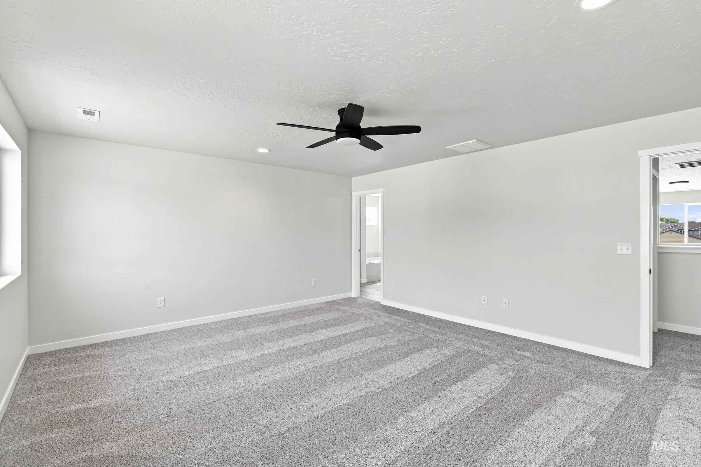 1518 Sunday River St Property Photo 30