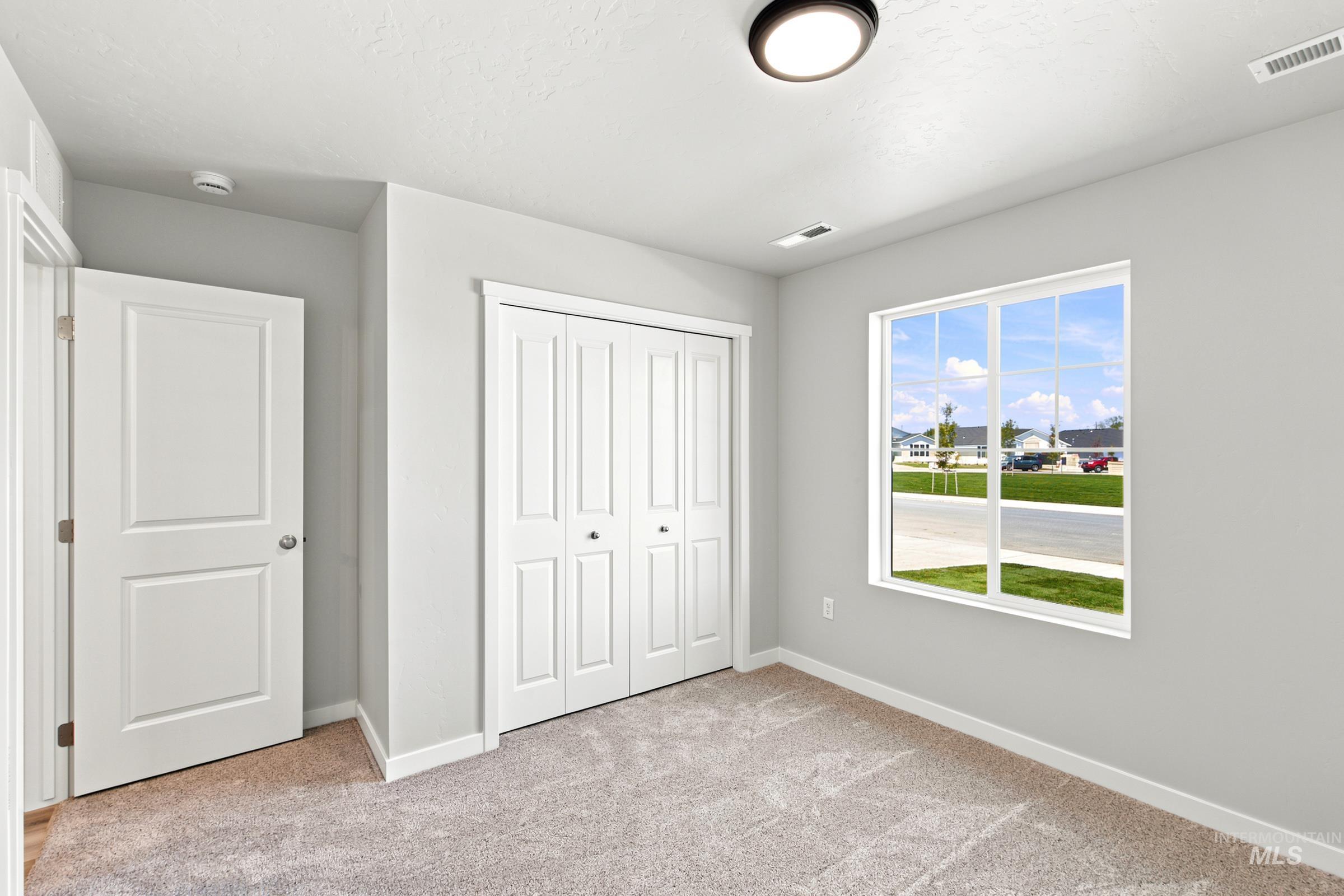303 Hildago Way Property Photo 10
