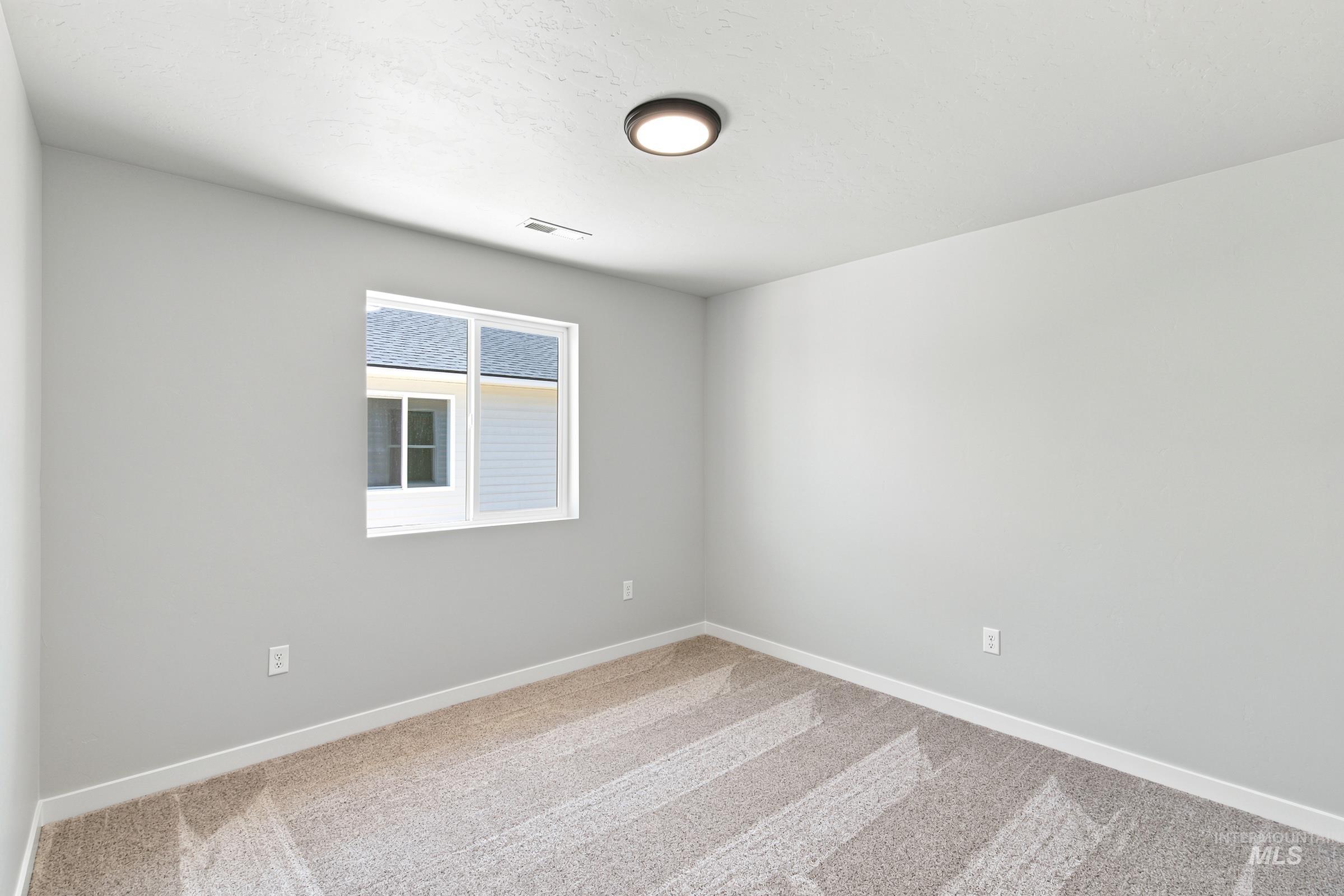 303 Hildago Way Property Photo 11