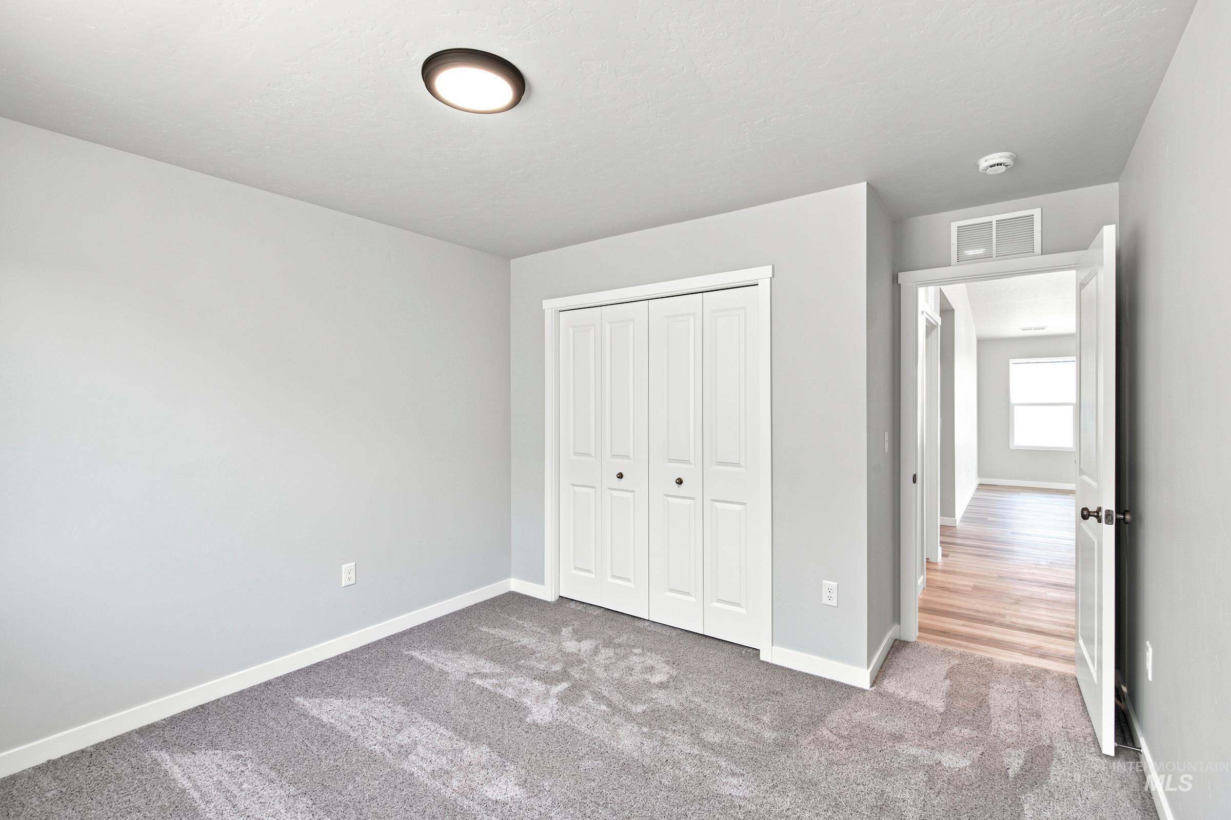 303 Hildago Way Property Photo 16