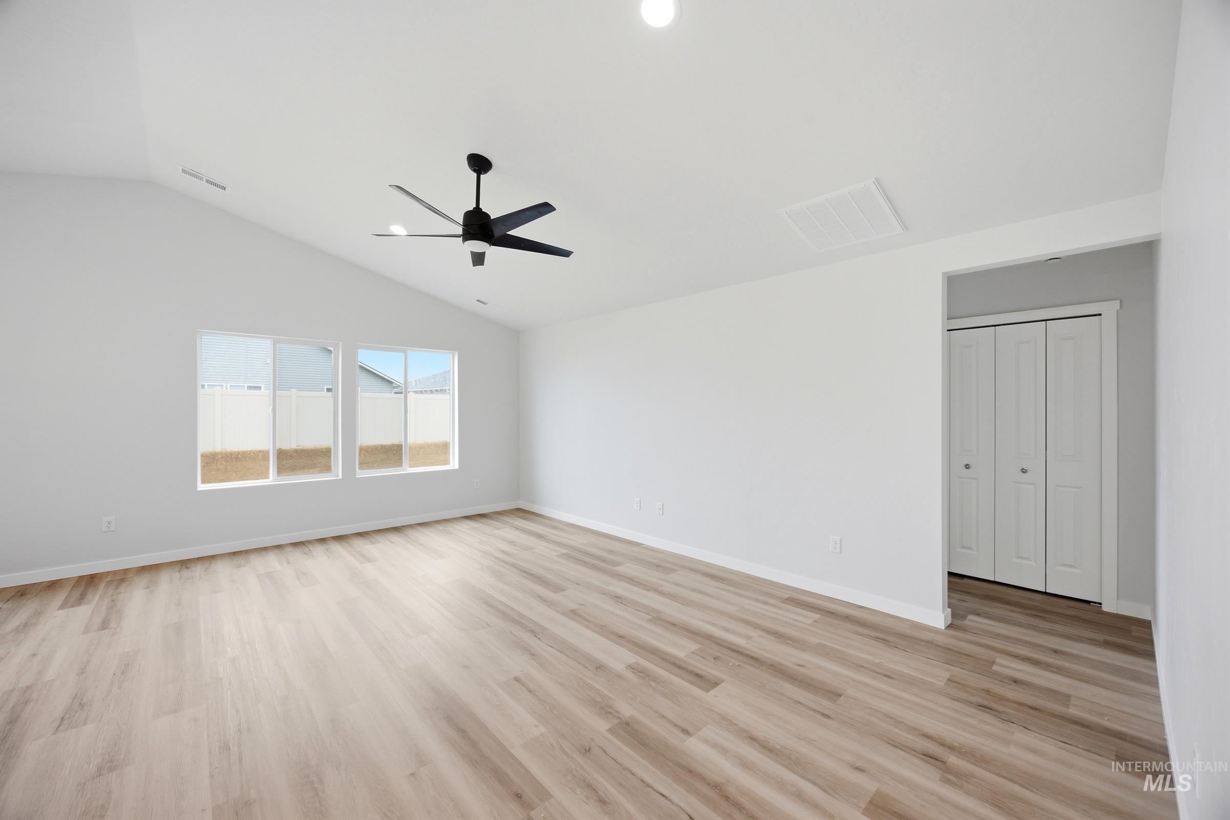4209 Austin St Property Photo 6
