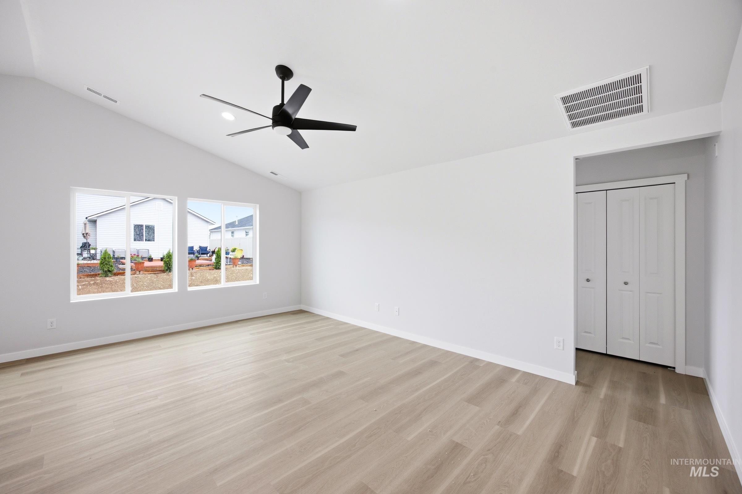4123 Austin St Property Photo 8