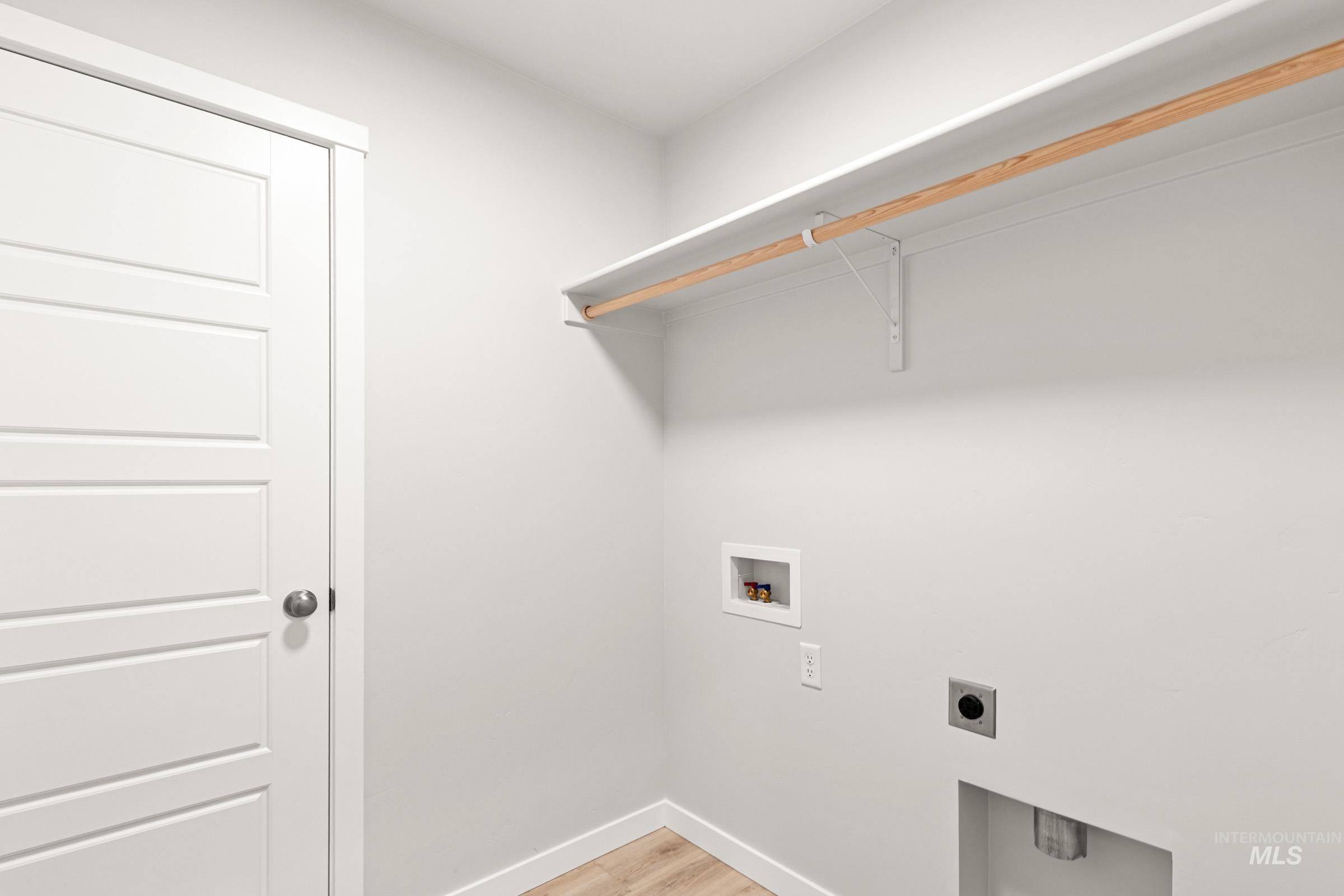 10803 Greensboro St Property Photo 16