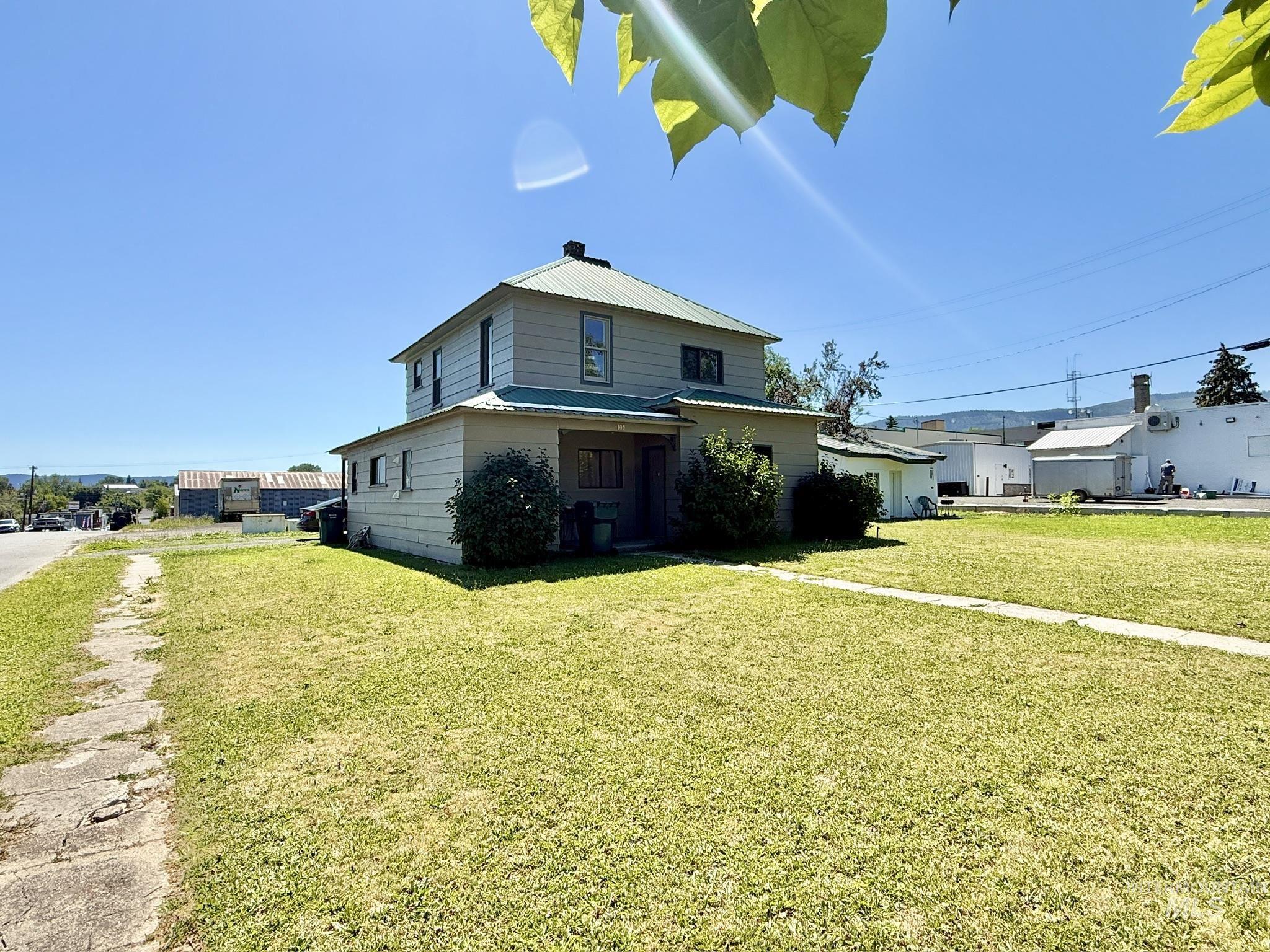105 N Junction Property Photo 28