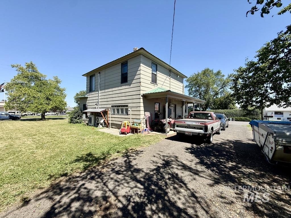 105 N Junction Property Photo 31