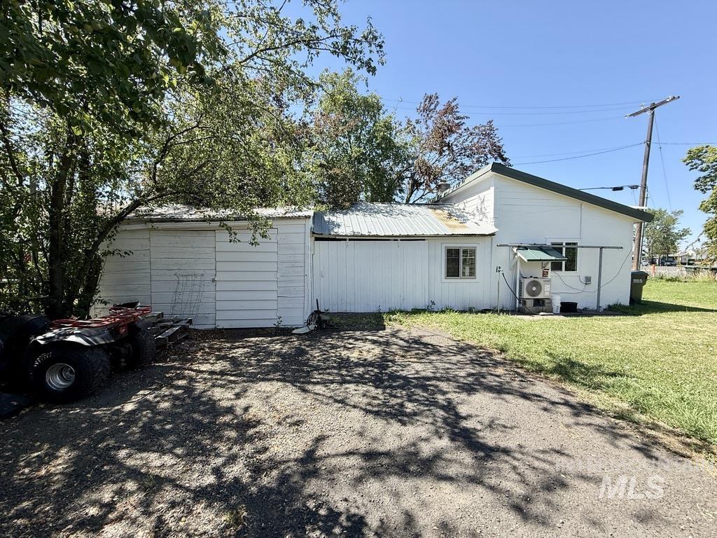 105 N Junction Property Photo 33