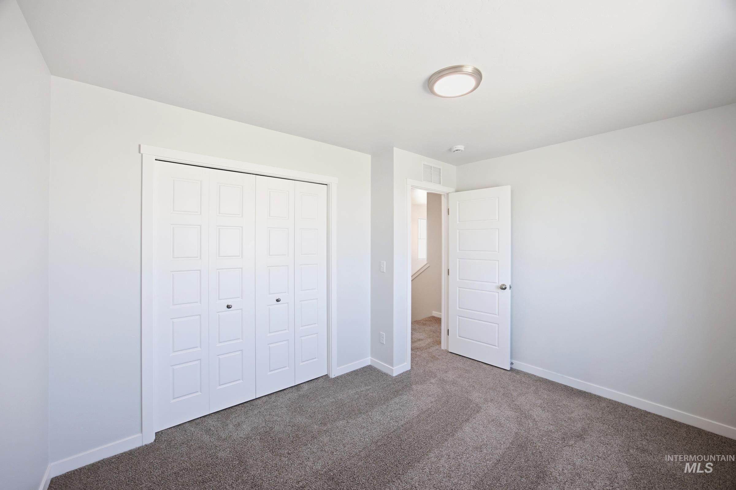 10860 Greensboro St Property Photo 12