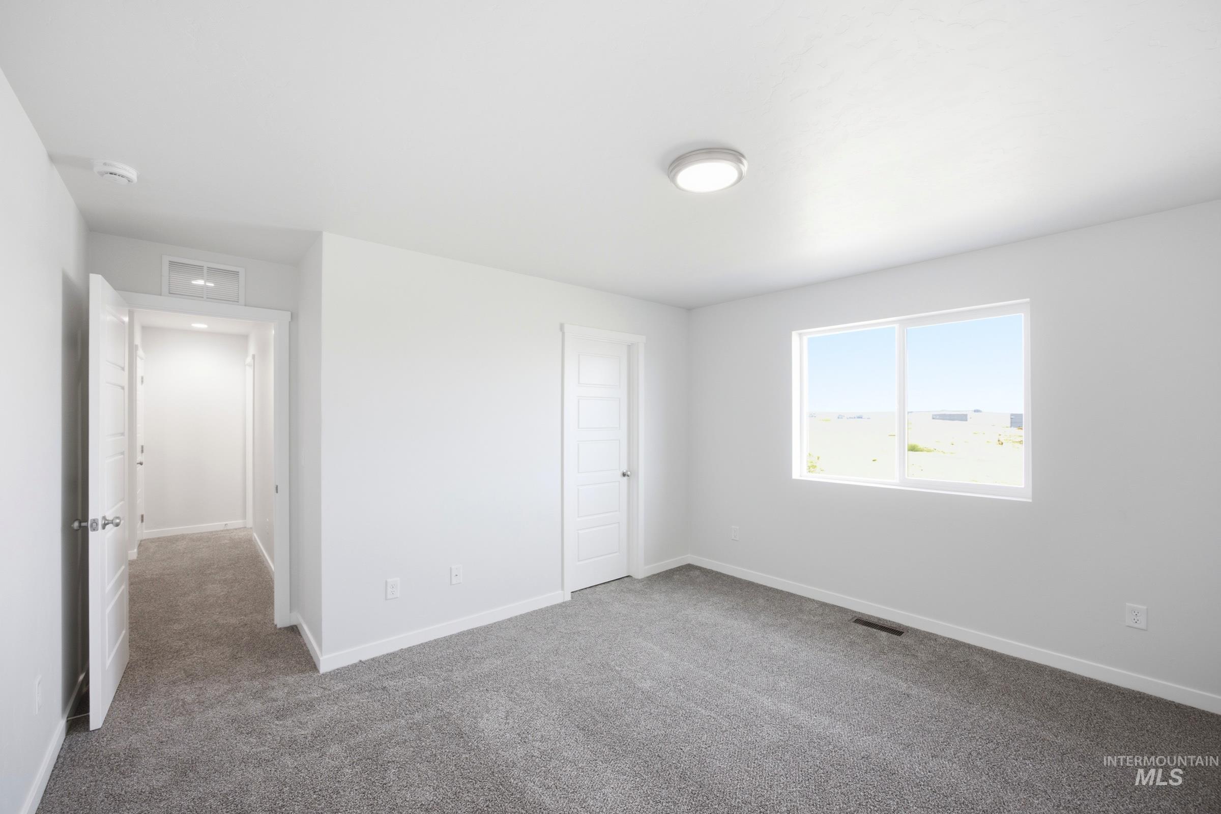 10854 Greensboro St Property Photo 13