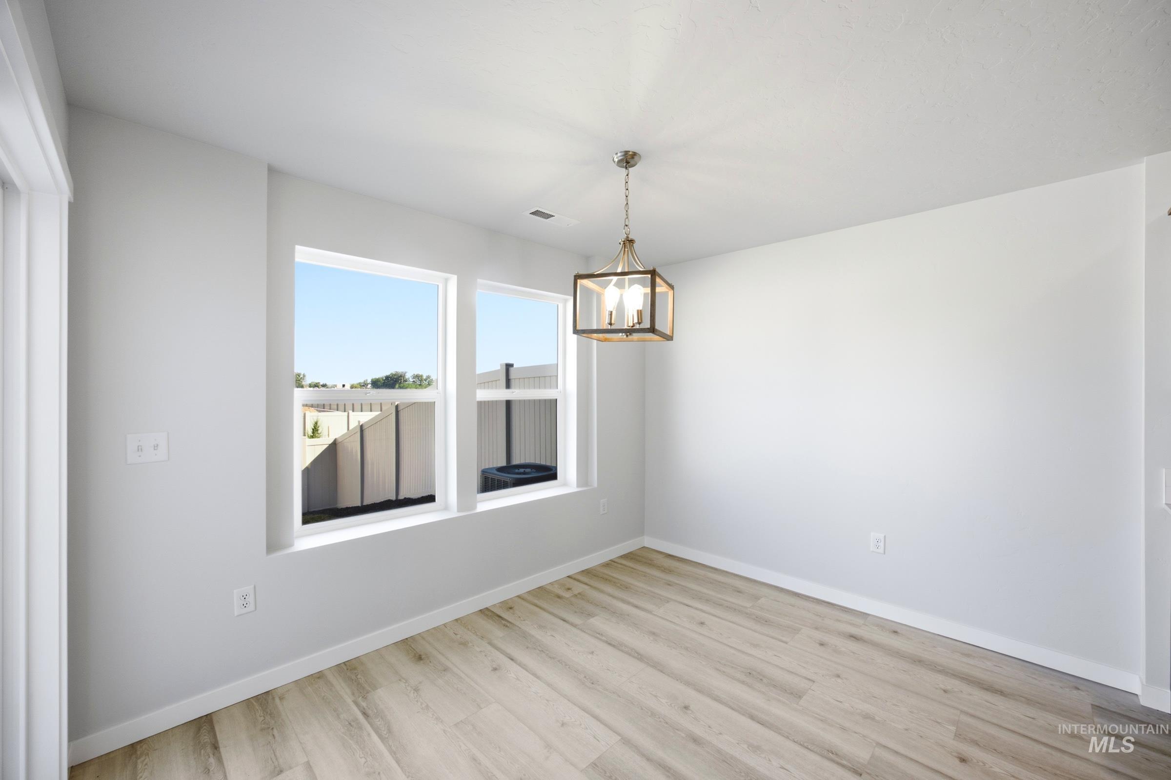 10848 Greensboro St Property Photo 6