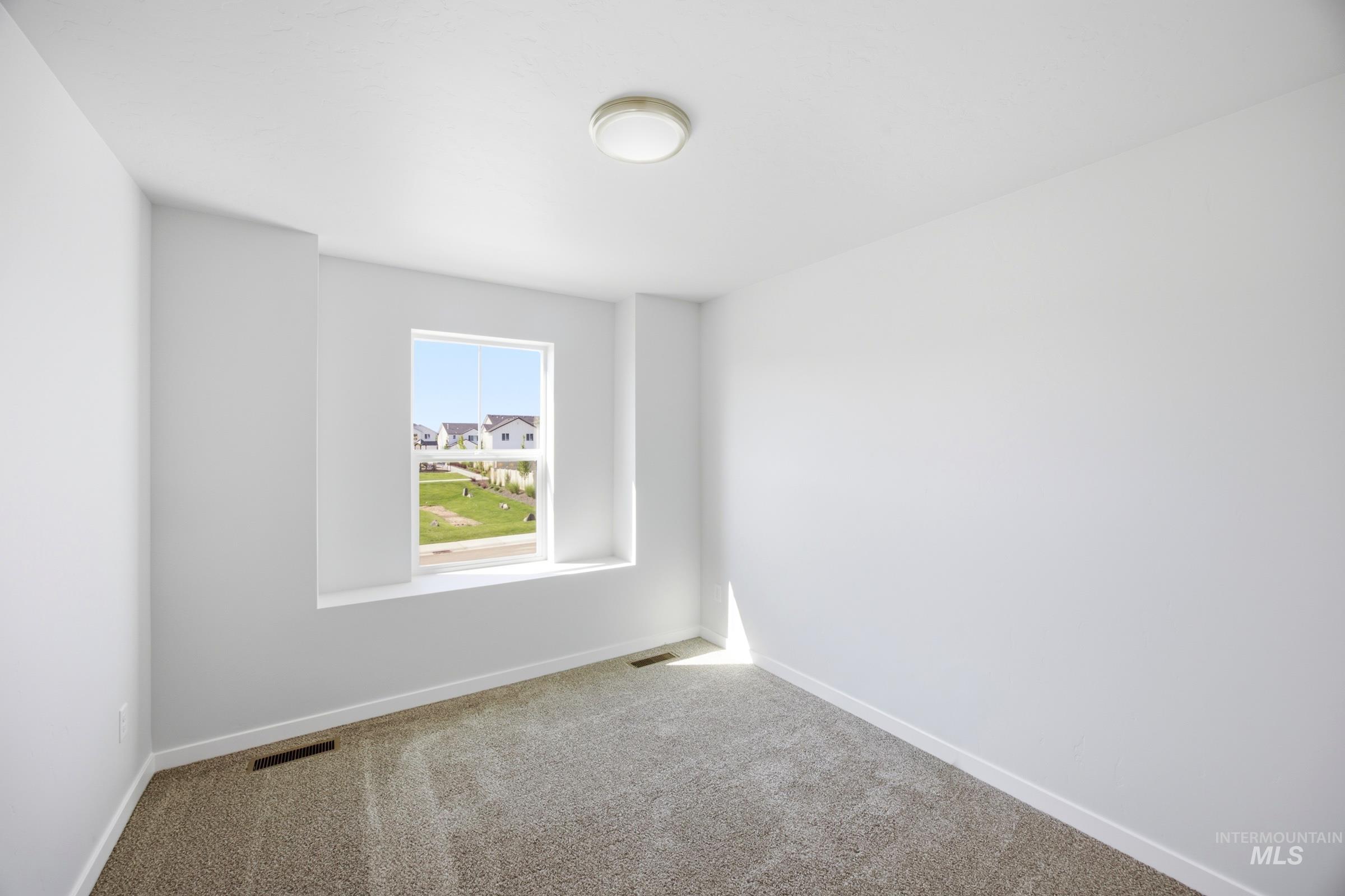 10848 Greensboro St Property Photo 11