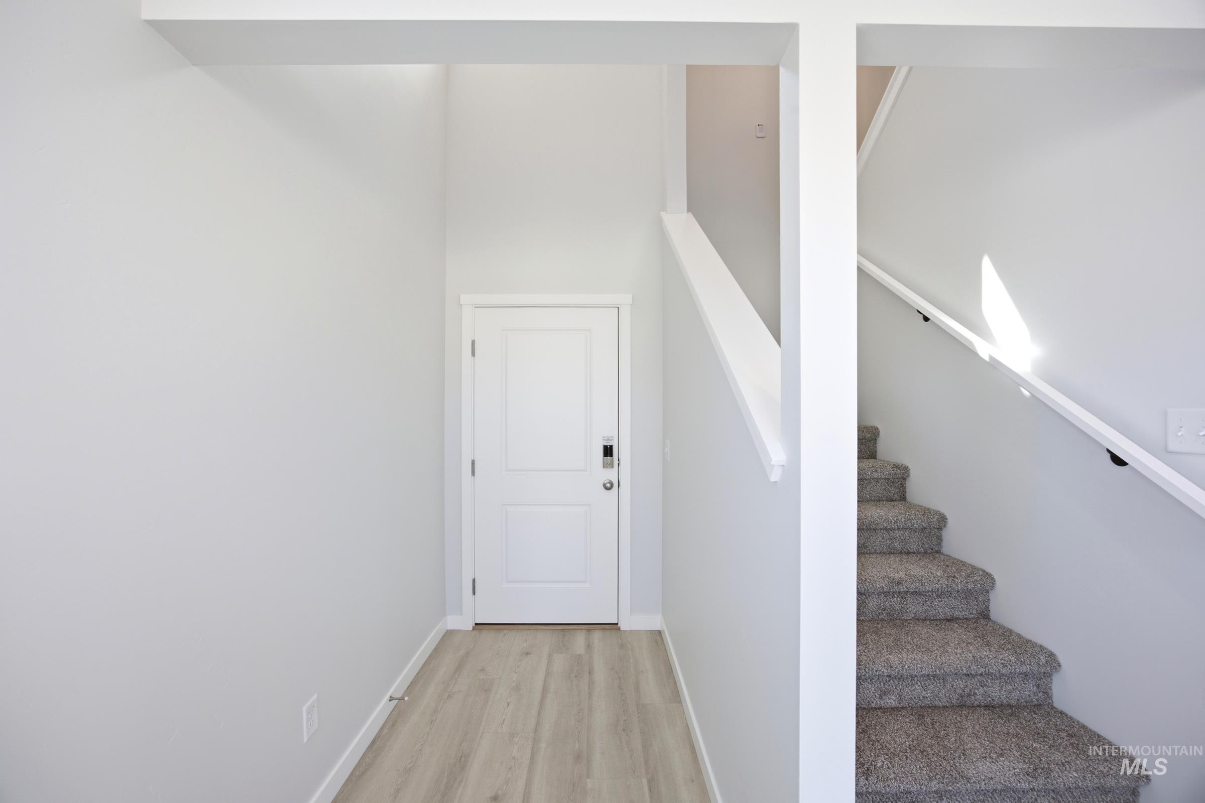 10842 Greensboro St Property Photo 2