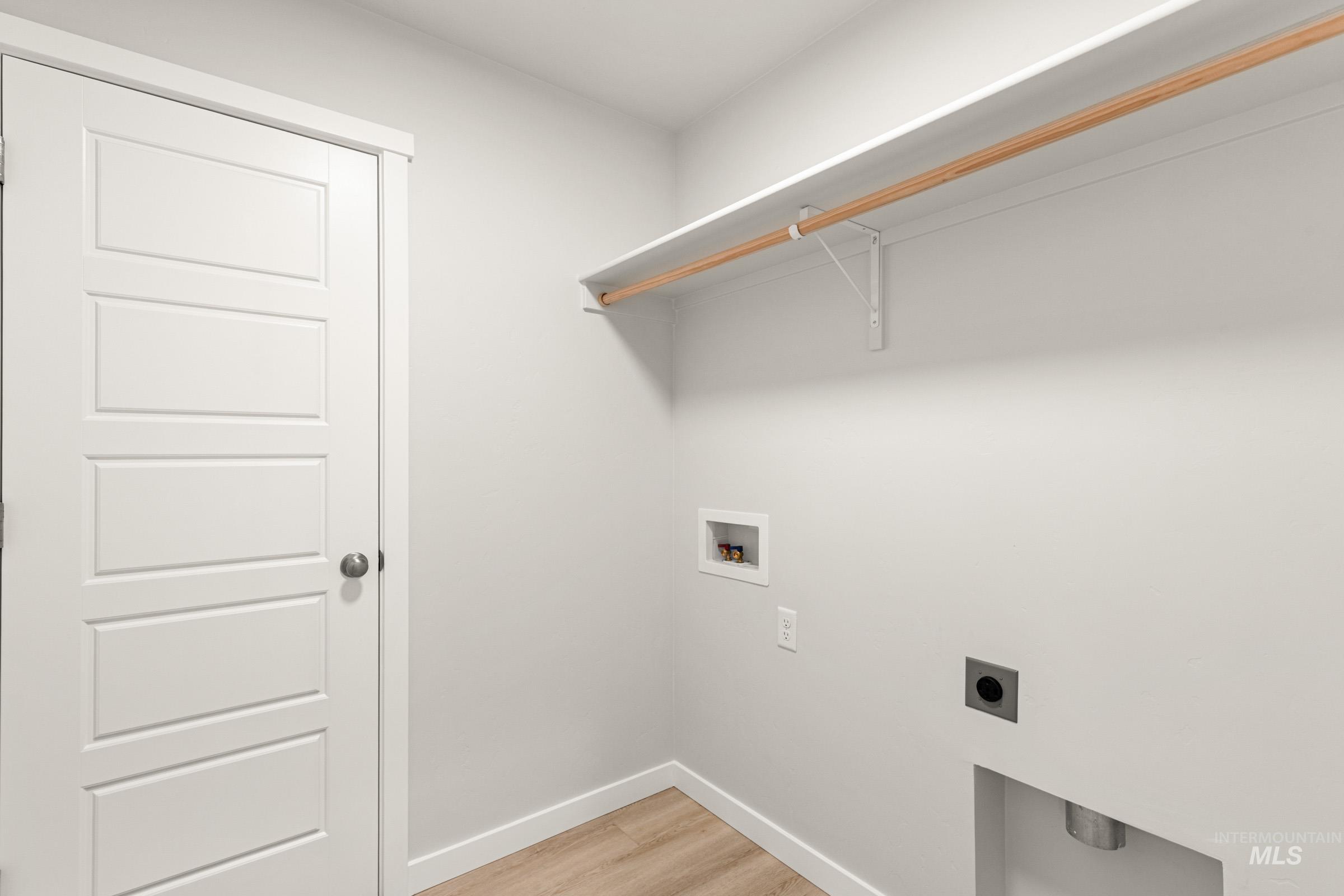10842 Greensboro St Property Photo 15