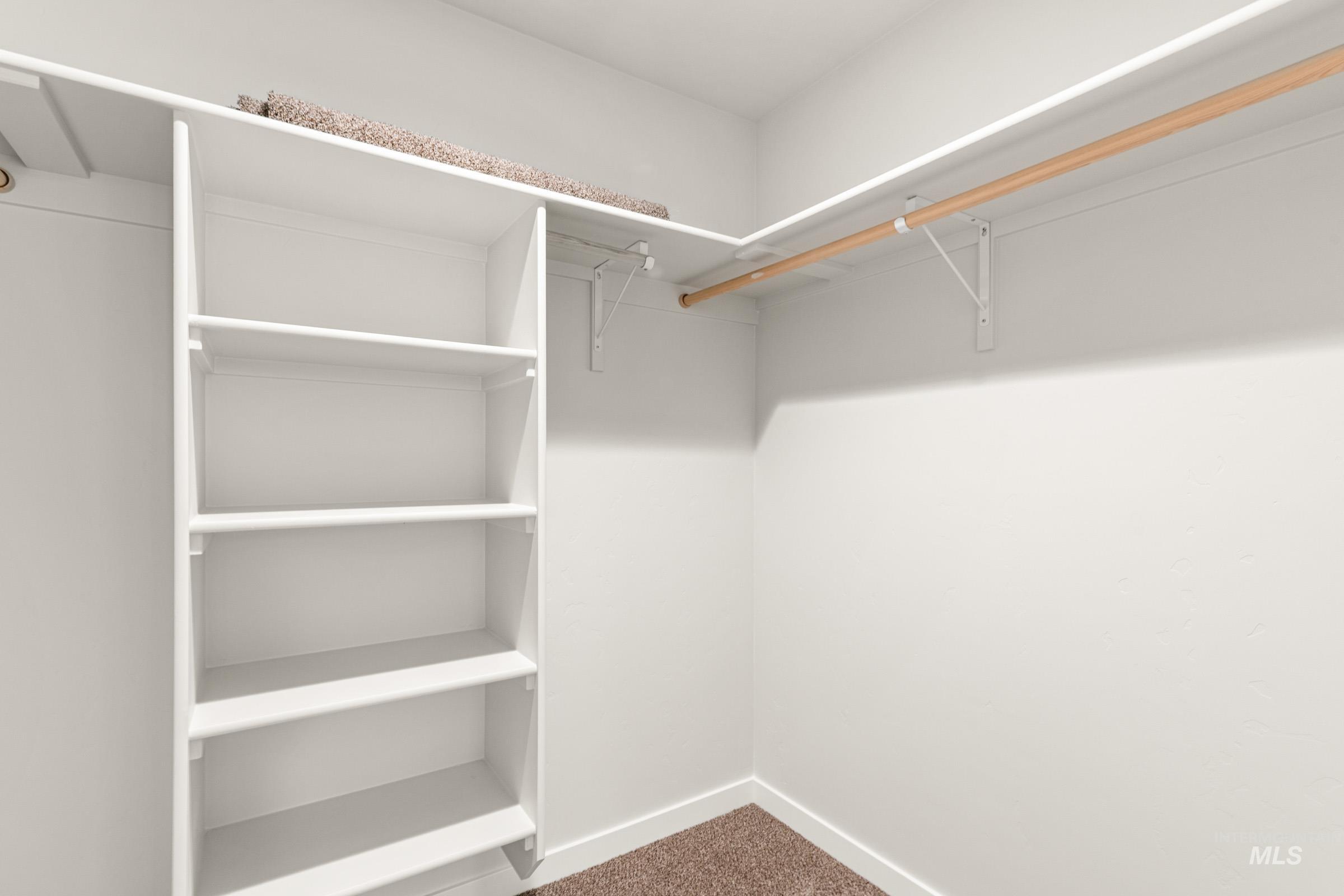 10842 Greensboro St Property Photo 18