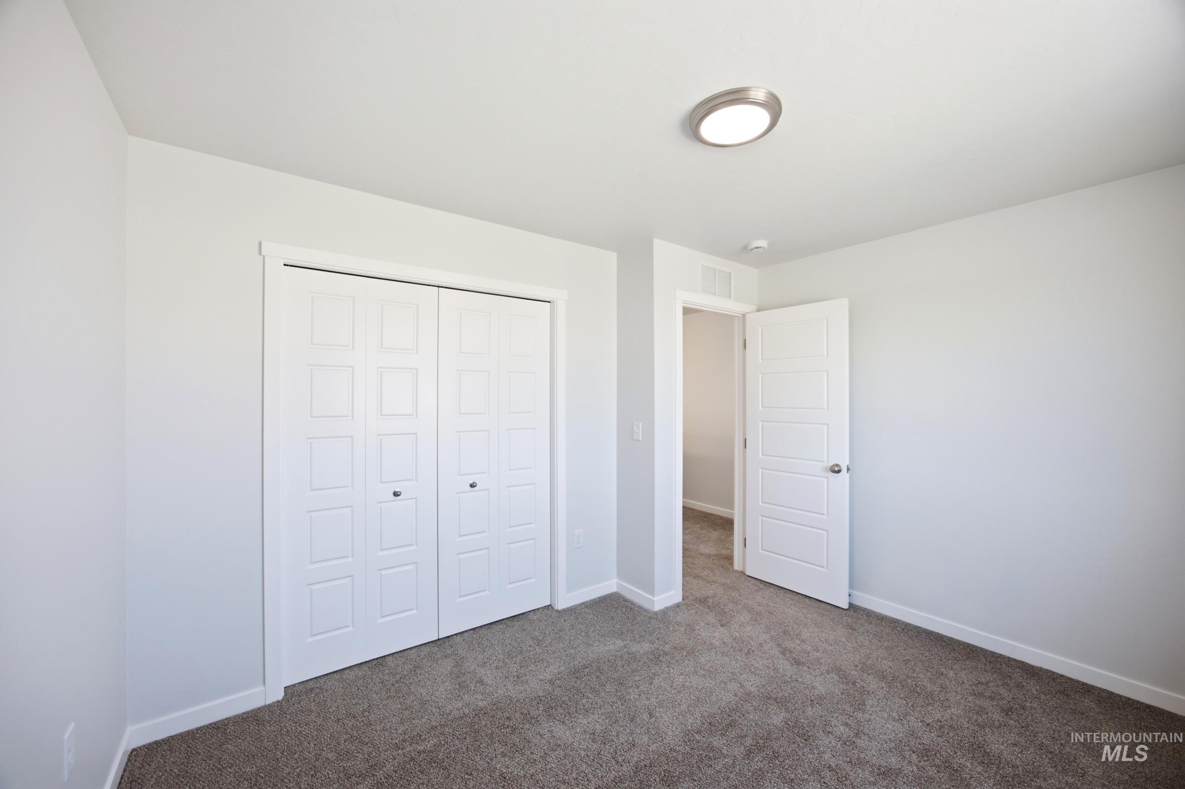 10842 Greensboro St Property Photo 20