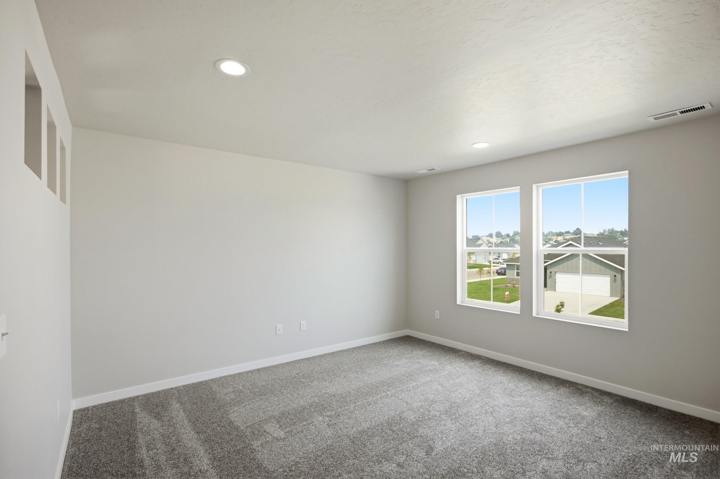 1639 Celina St Property Photo 13