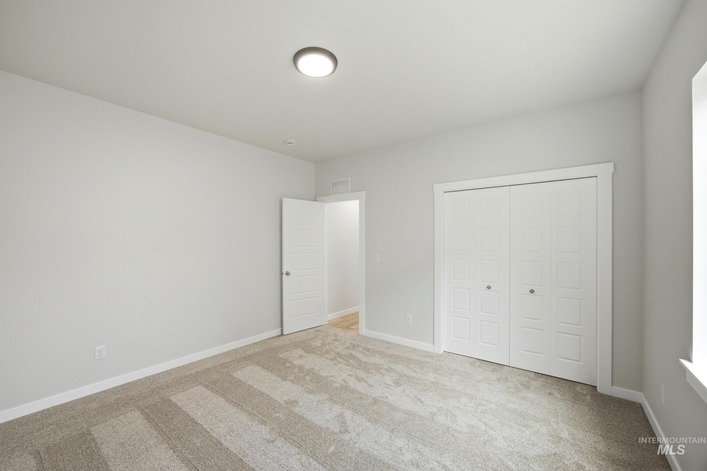 5054 S Bleachfield Ave Property Photo 19