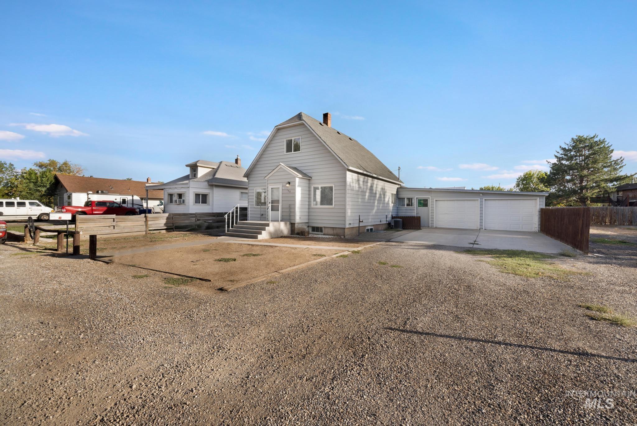 195 Wirsching Ave W Property Photo 48