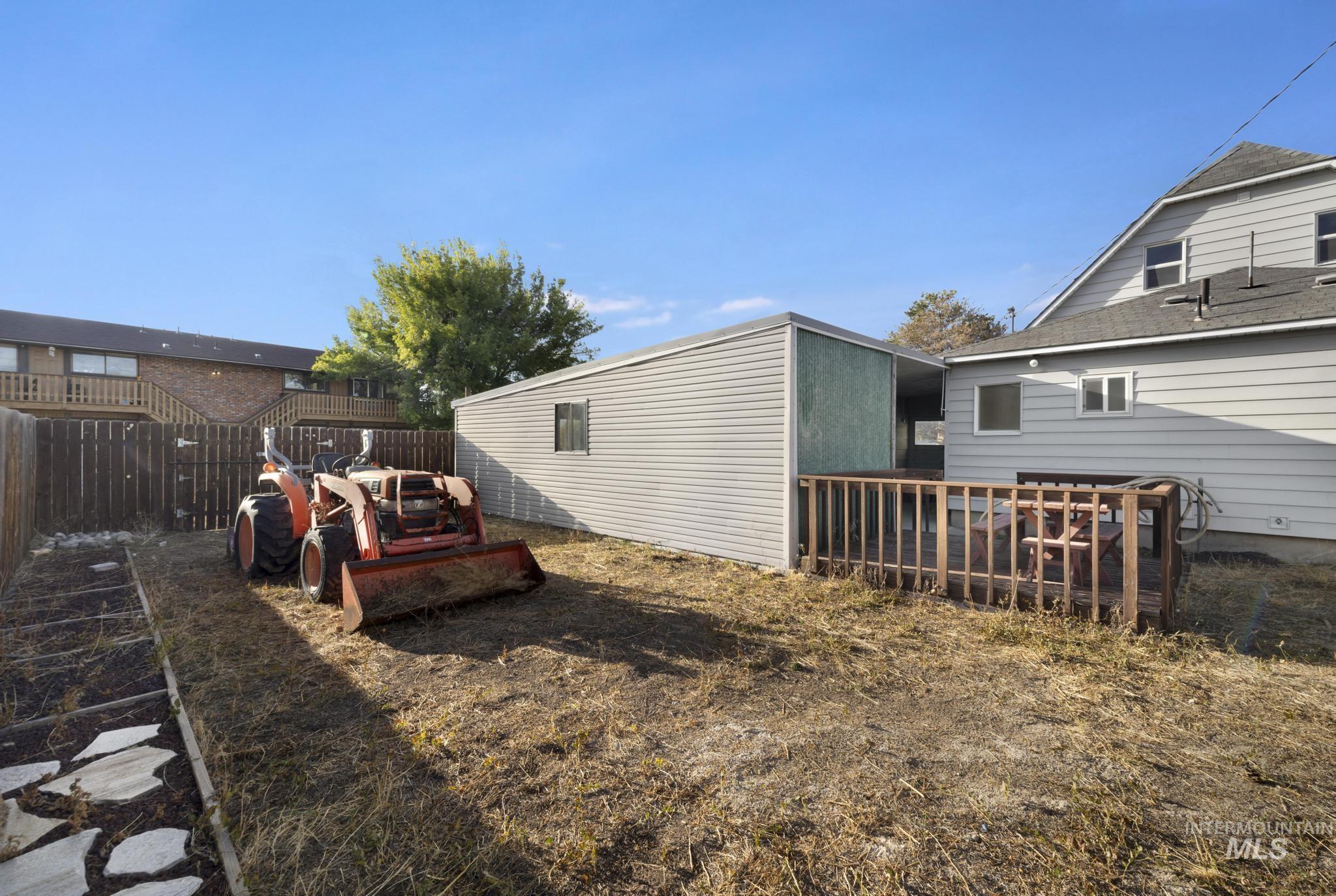 195 Wirsching Ave W Property Photo 49