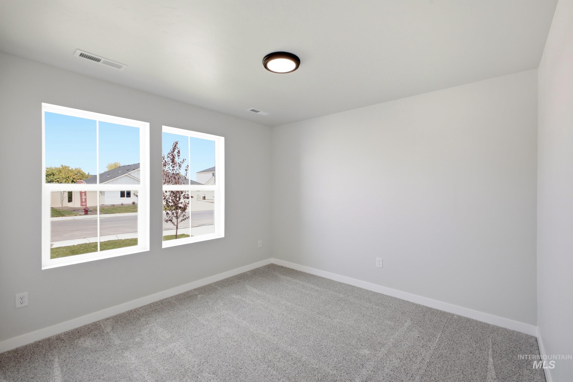 14105 Shiny Spruce St Property Photo 12