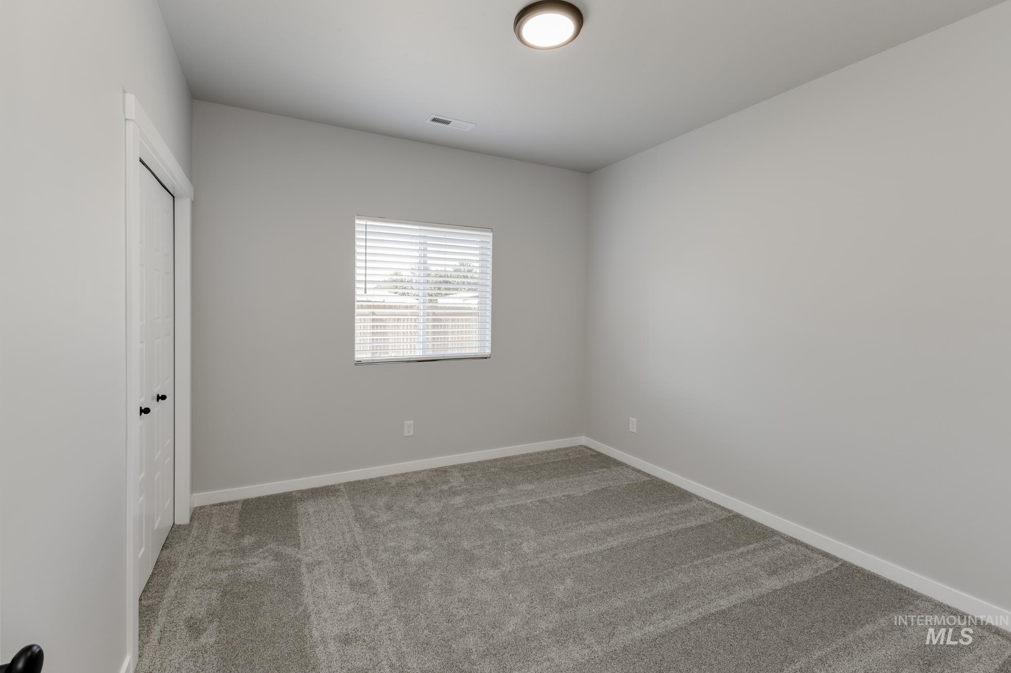 5229 S Edgecomb Way Property Photo 13