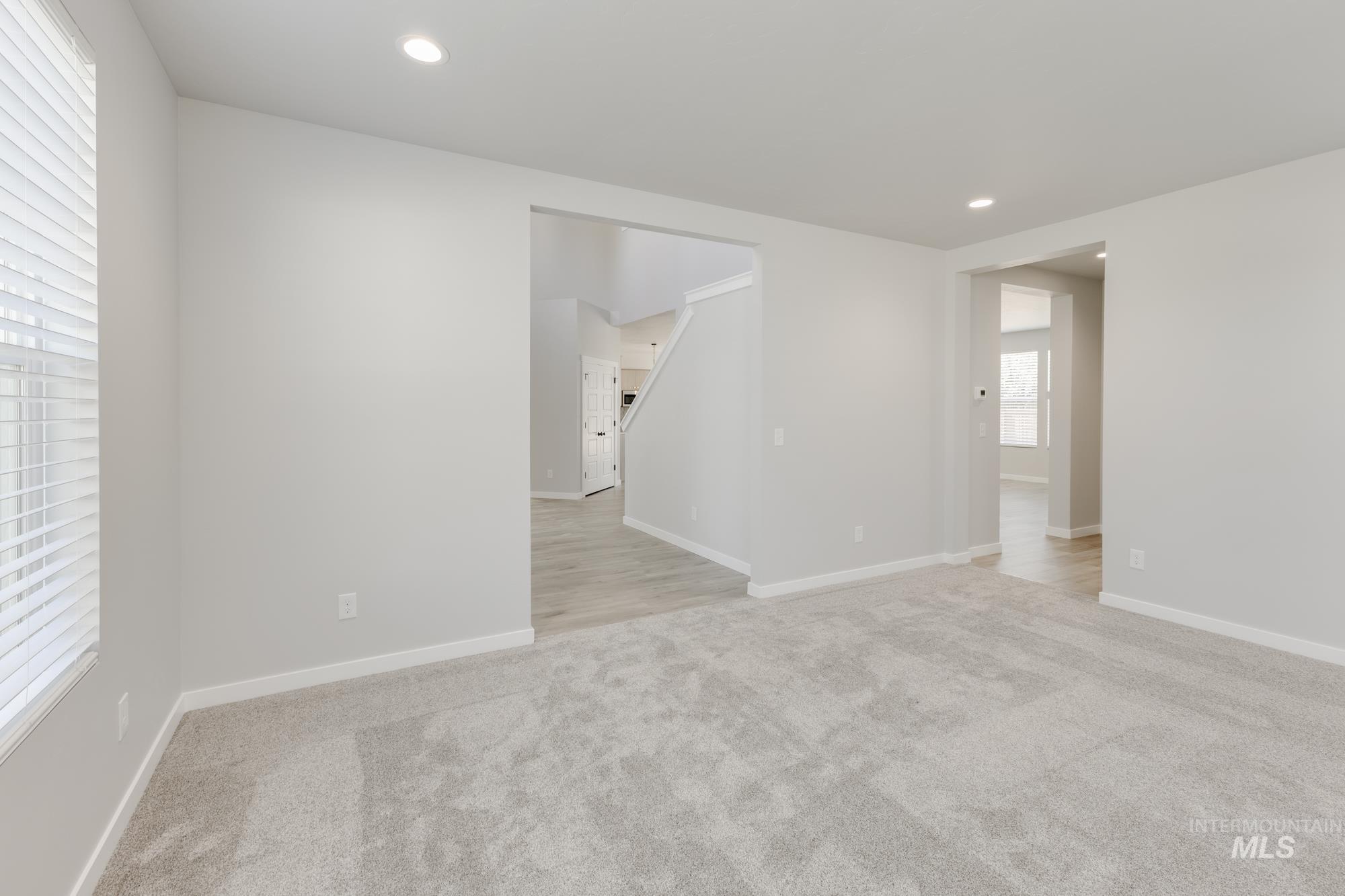 5229 S Edgecomb Way Property Photo 16