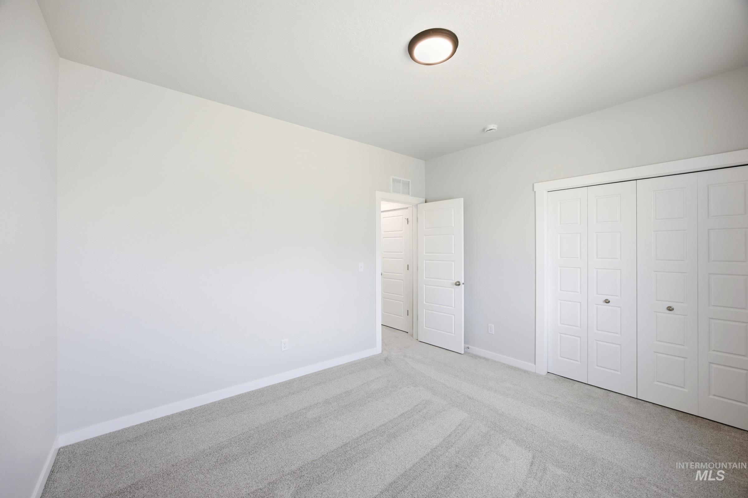 5217 S Edgecomb Way Property Photo 22