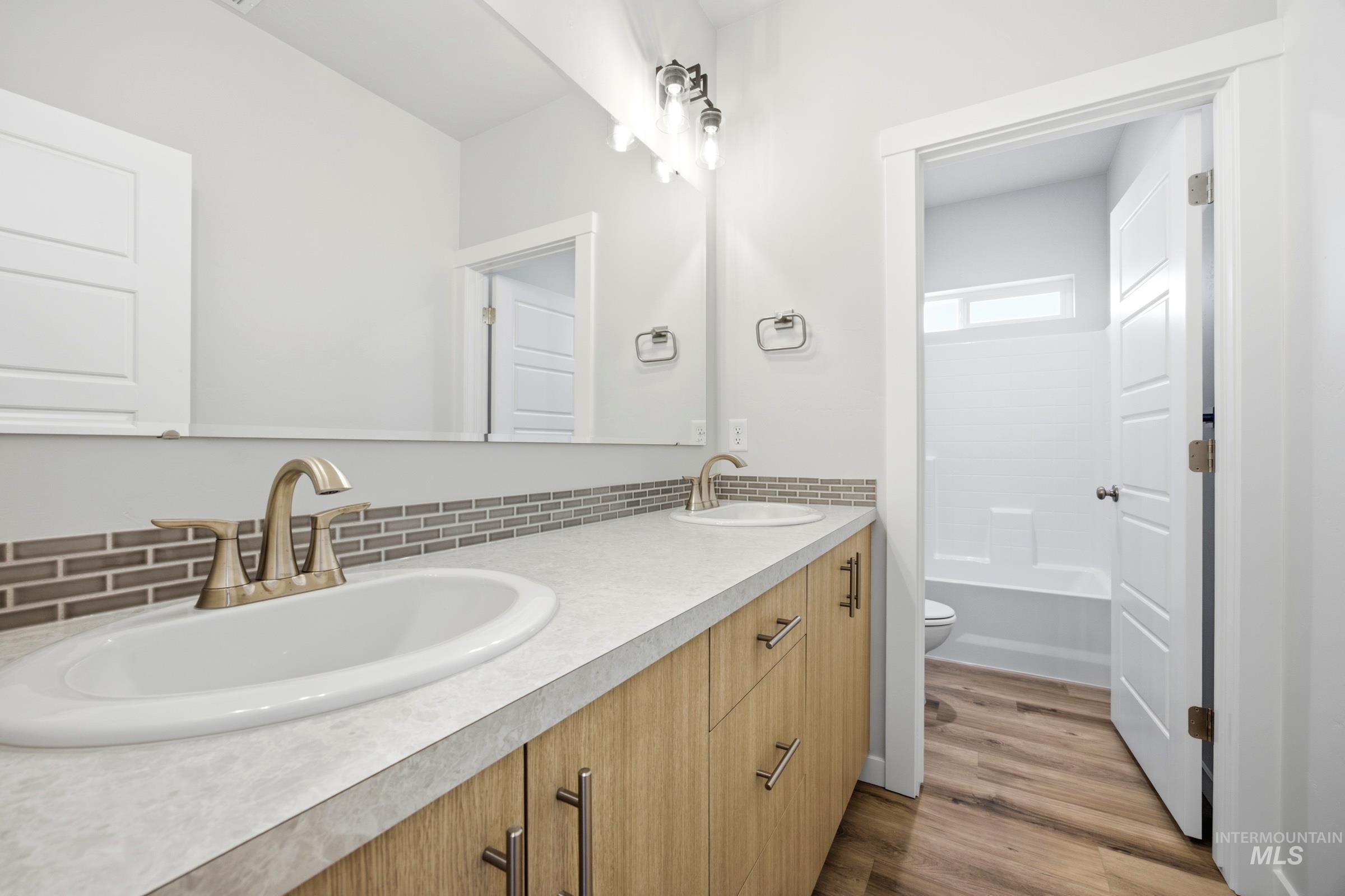 5217 S Edgecomb Way Property Photo 33
