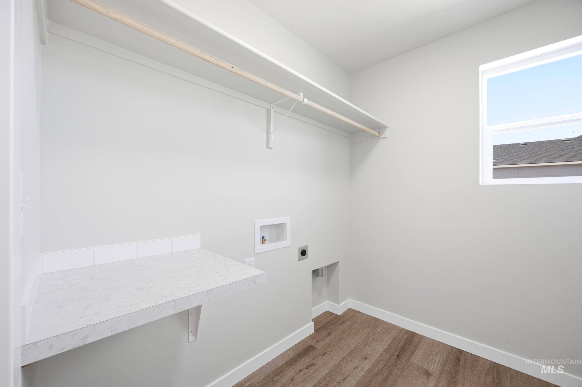 5205 S Edgecomb Way Property Photo 17