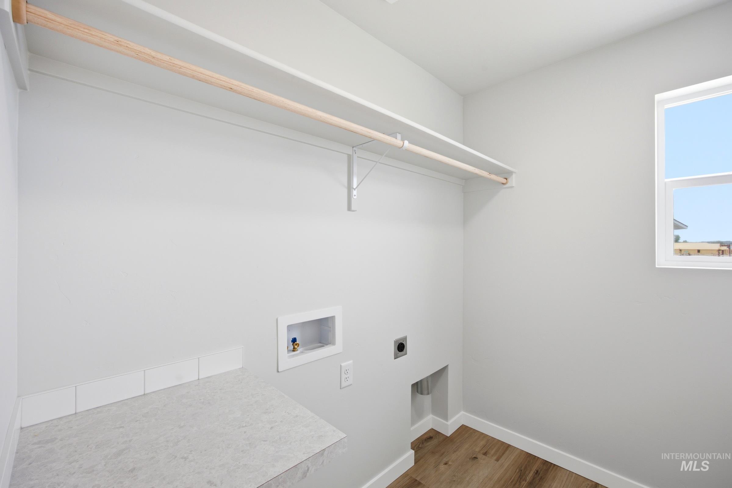 5205 S Edgecomb Way Property Photo 18