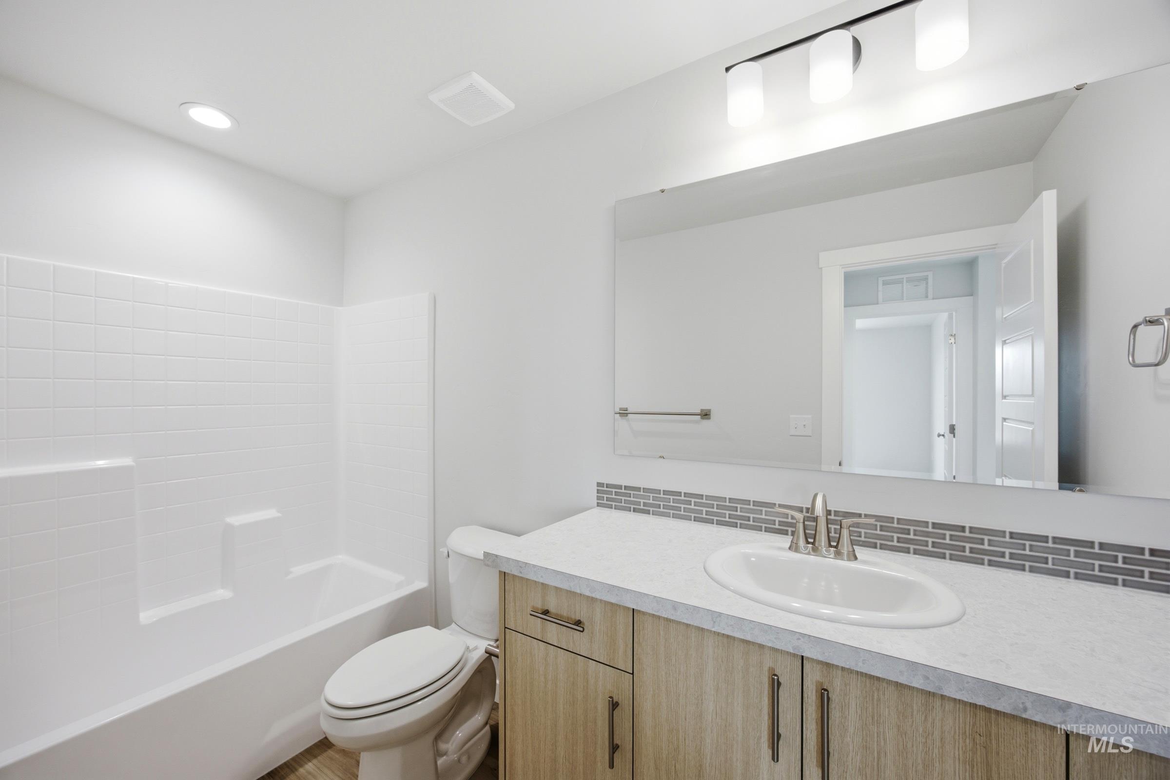 5205 S Edgecomb Way Property Photo 19