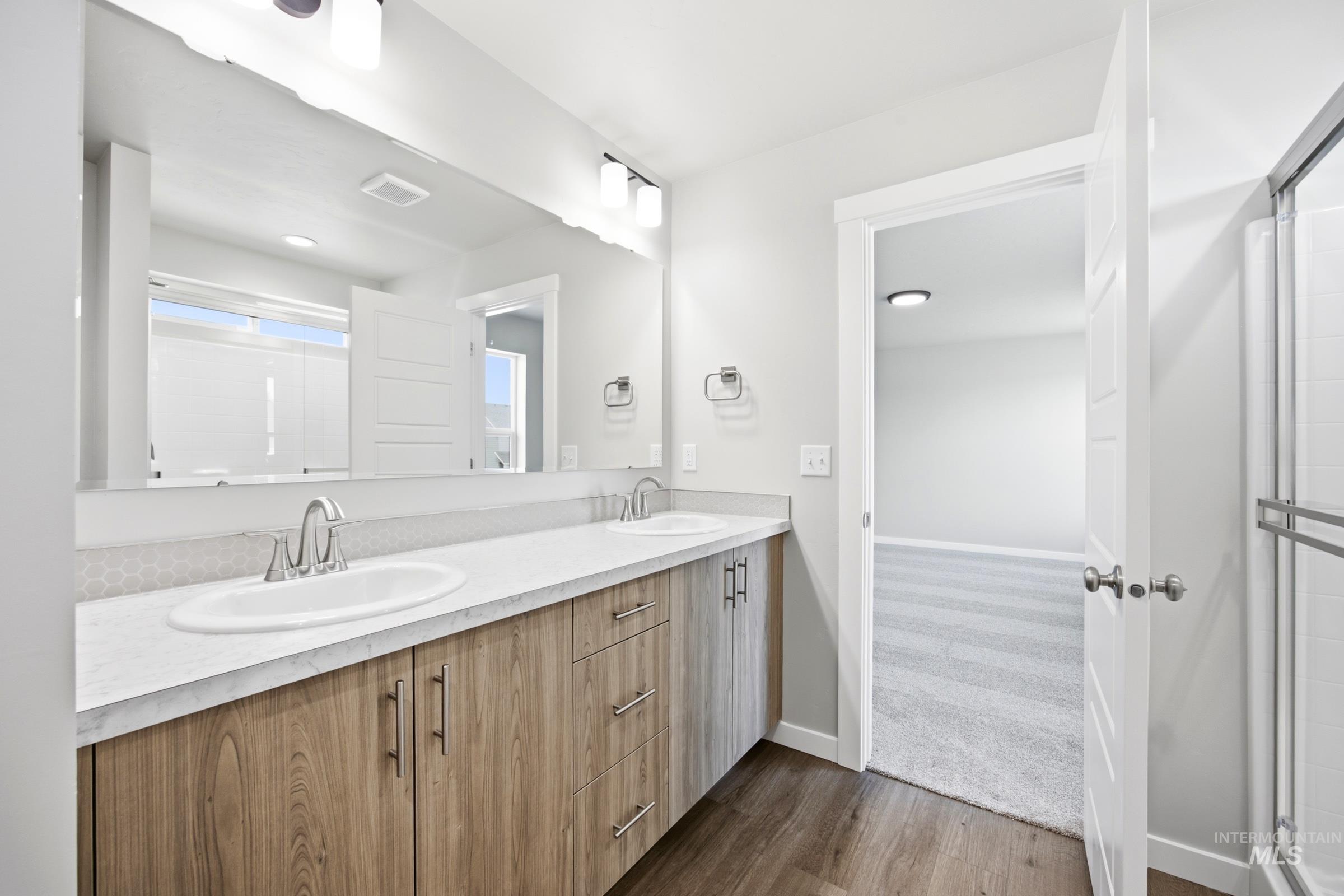 5205 S Edgecomb Way Property Photo 27
