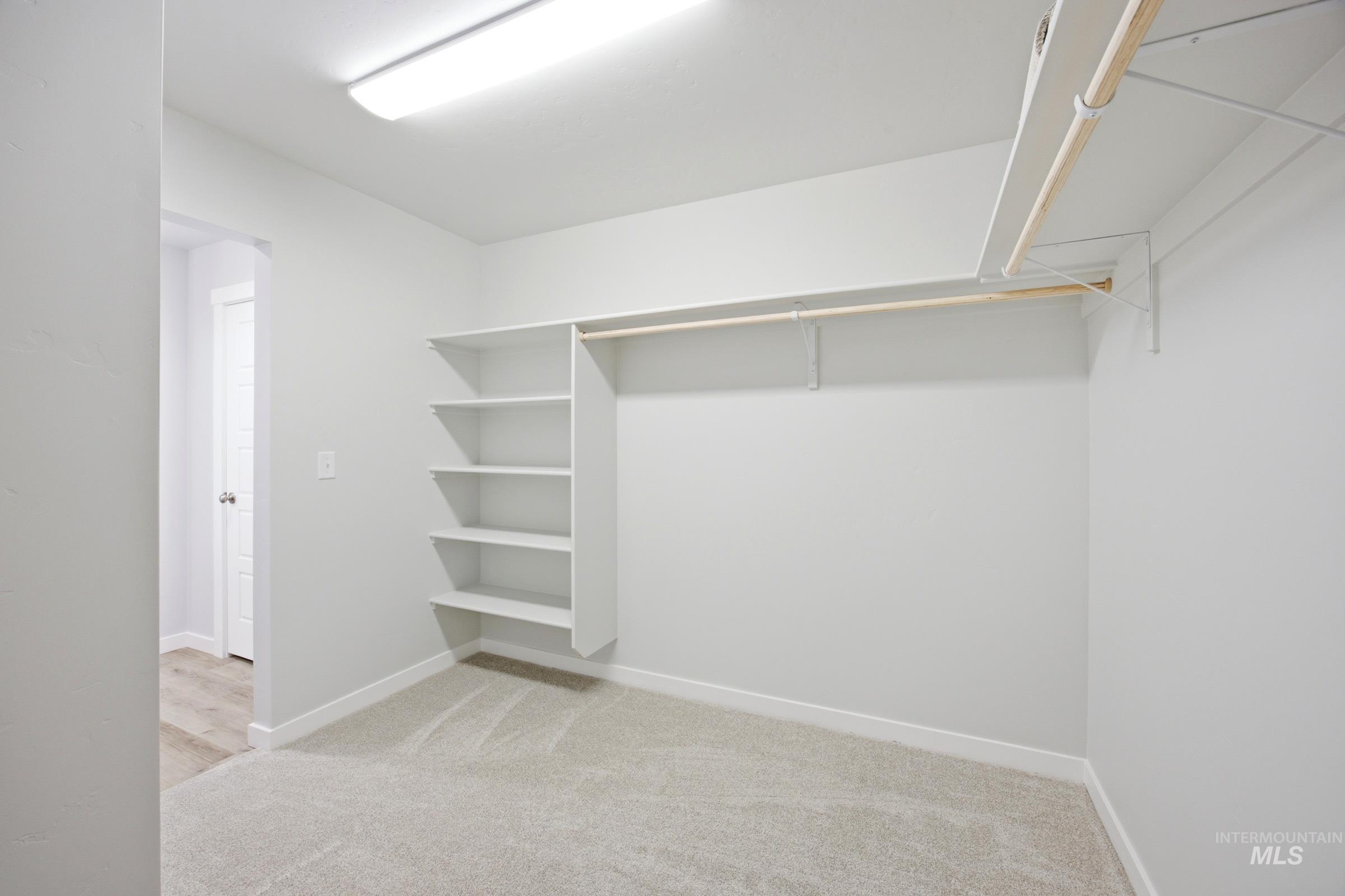 5205 S Edgecomb Way Property Photo 29