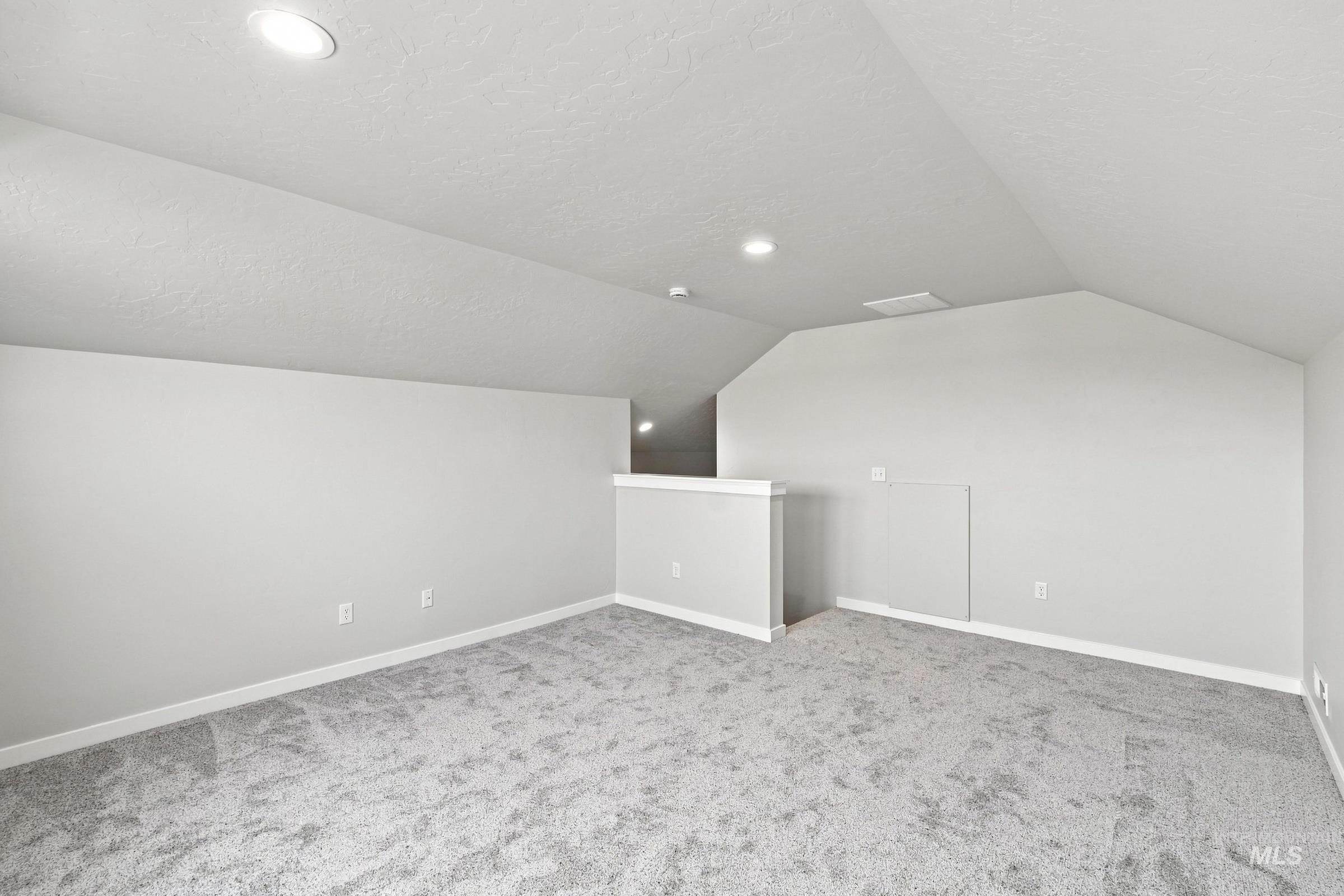 3777 E White Plains St Property Photo 25