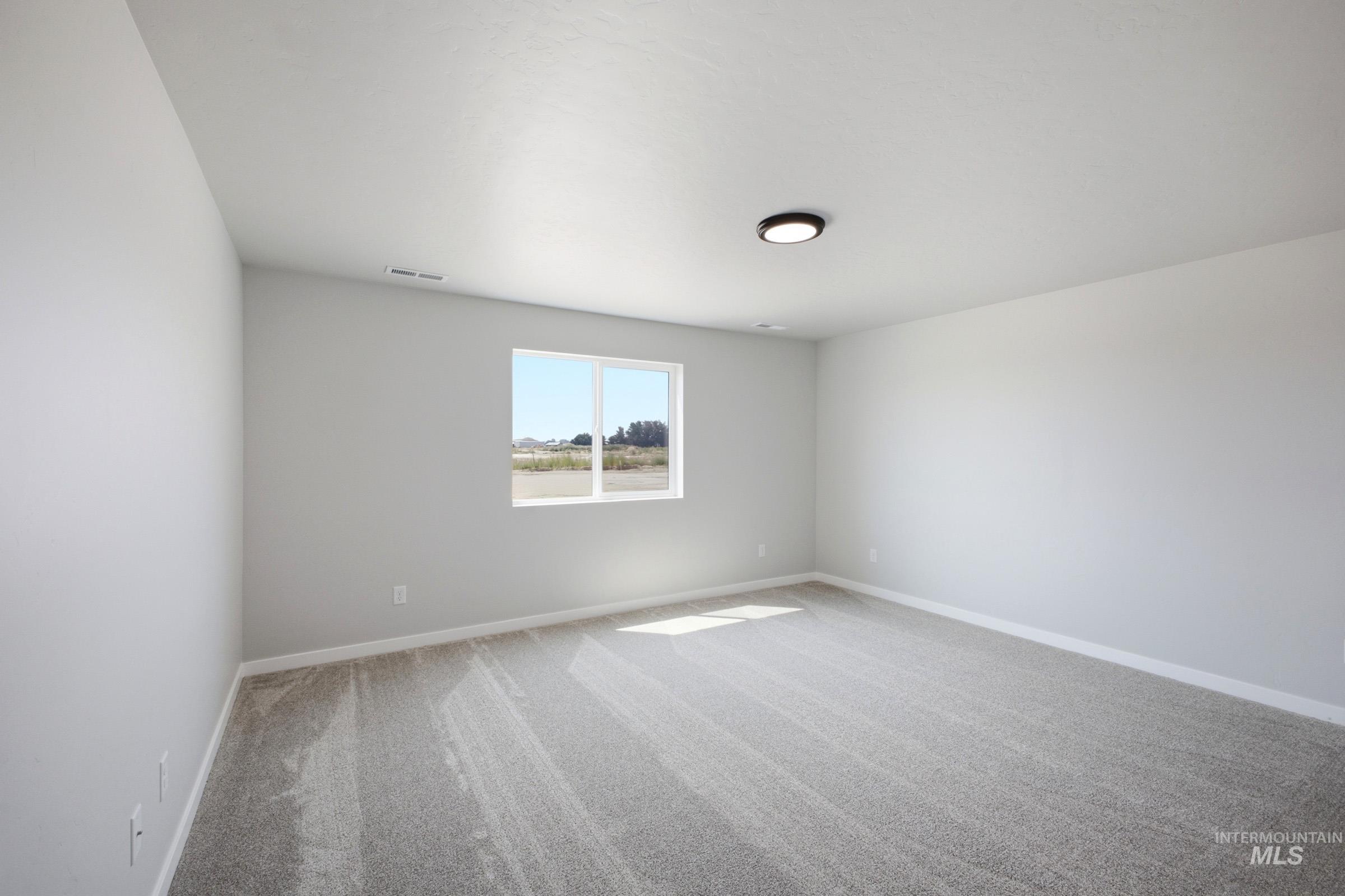 12769 Ropers St Property Photo 18