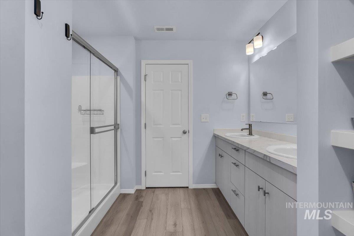 1795 N 8th E. Property Photo 9