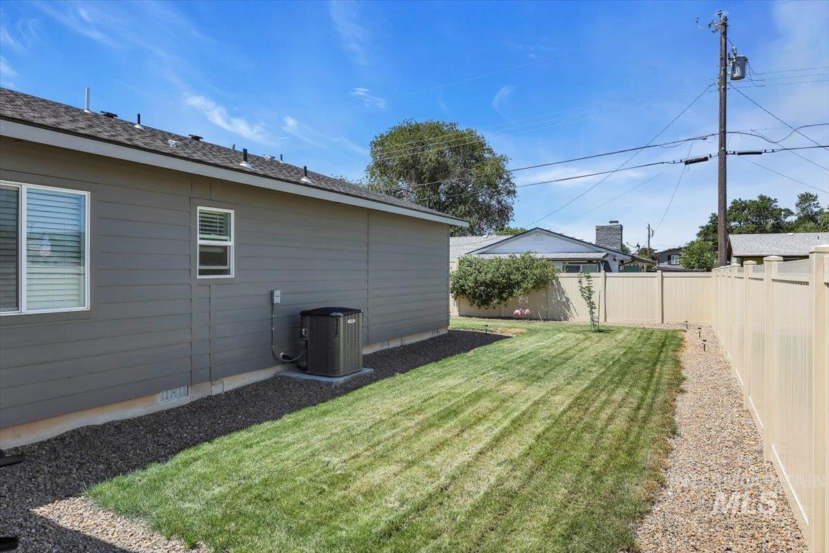 1795 N 8th E. Property Photo 38